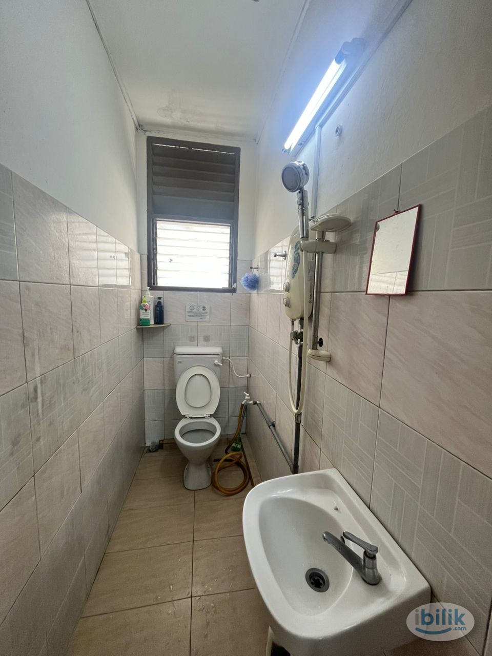 🔥LIMITED ROOM🔥SECTION 14 PETALING JAYA MIDDLE ROOM FOR RENT‼️NEAR TO JAYA SHOPPING CENTRE🎉🎉 - Image 3