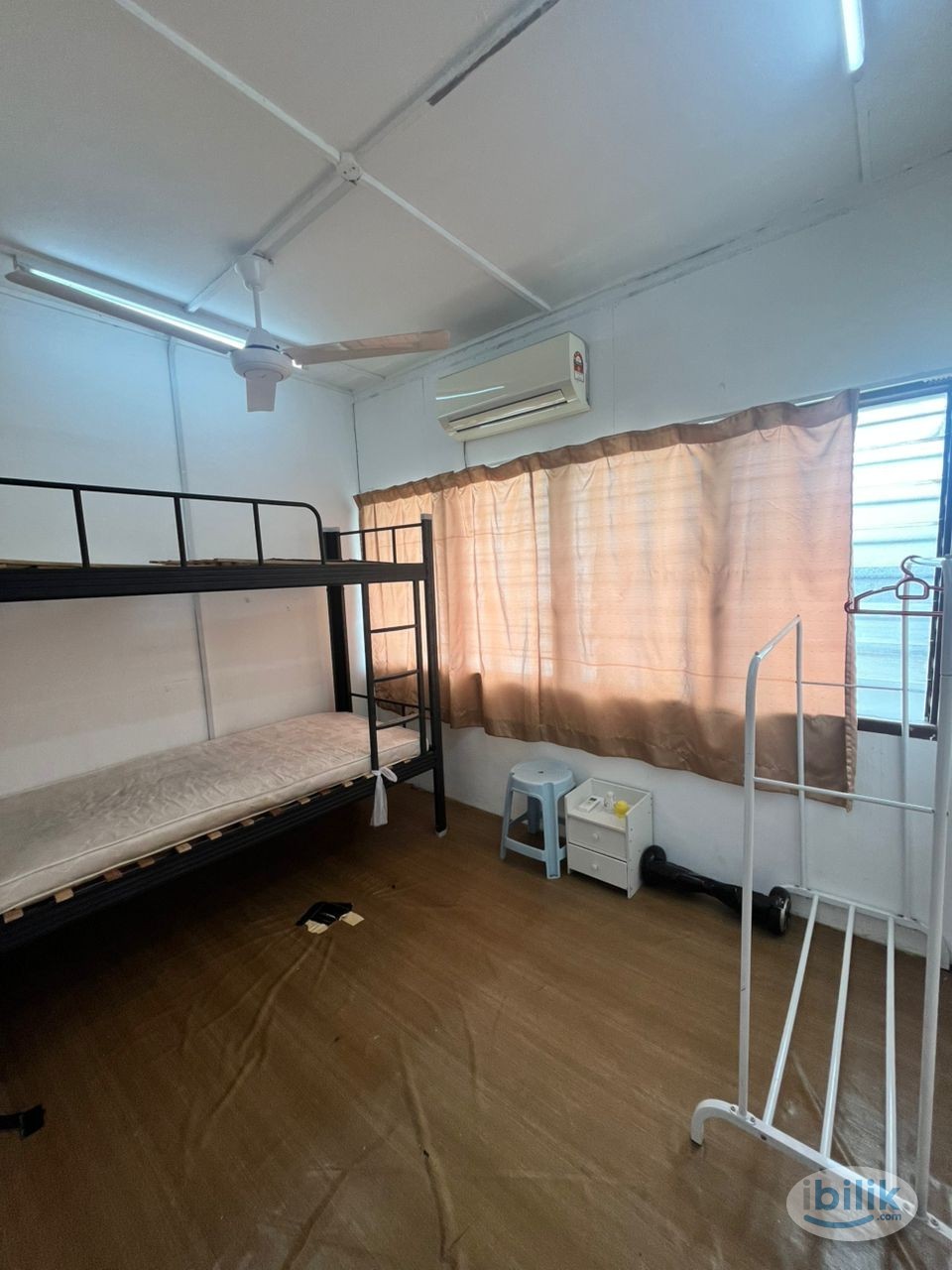 🔥LIMITED ROOM🔥SECTION 14 PETALING JAYA MIDDLE ROOM FOR RENT‼️NEAR TO JAYA SHOPPING CENTRE🎉🎉 - Image 2