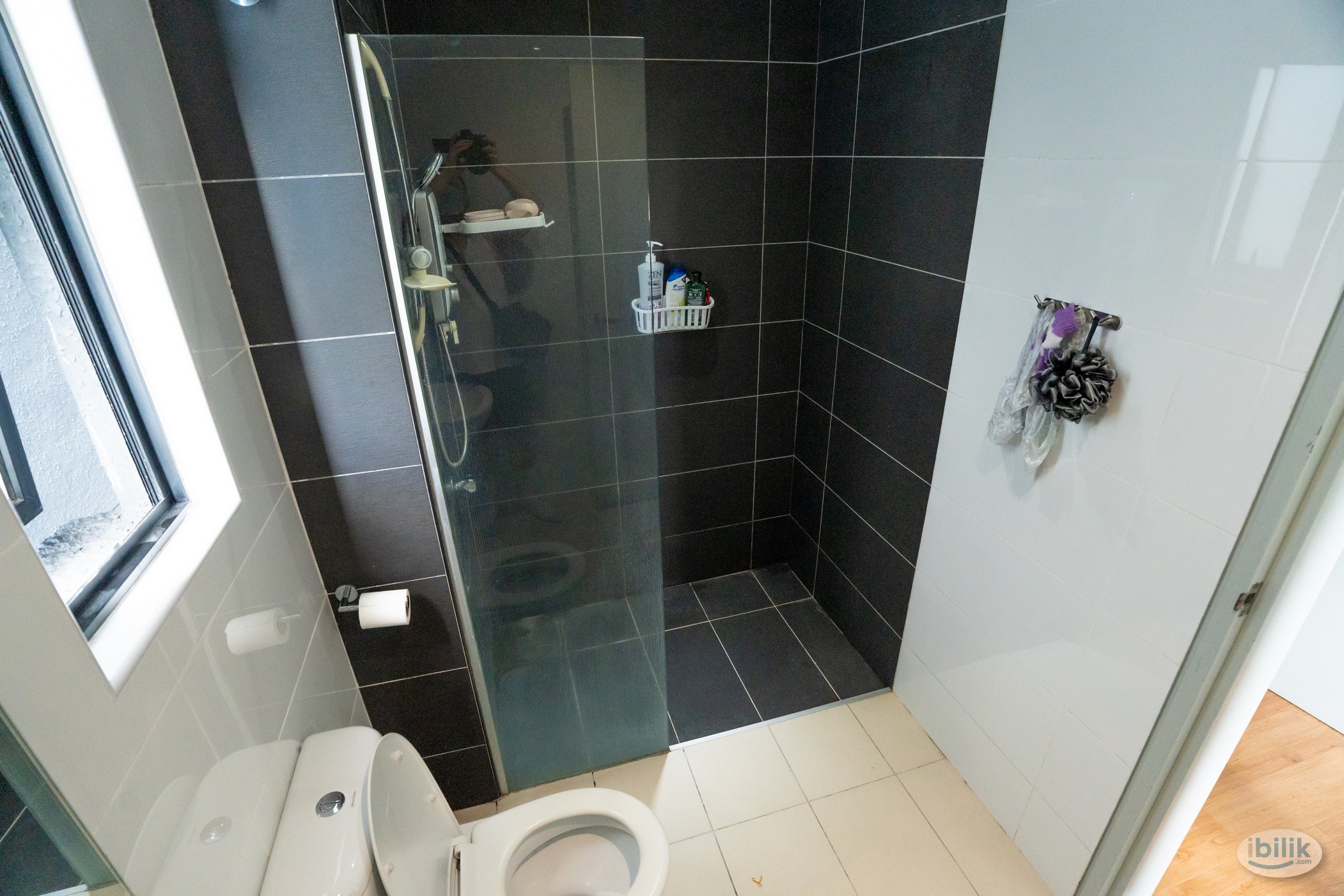 [2pax] Master Room at Paramount Utropolis @ Glenmarie, Shah Alam - Image 3
