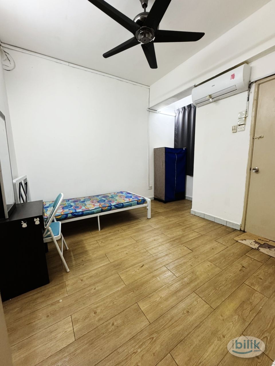 Zero deposit Fully furnish Middle Room at Bandar Utama, Petaling Jaya - Image 1