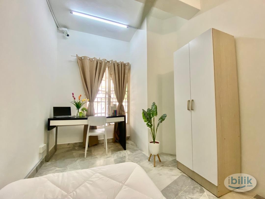 Nice Female Room at USJ 9, UEP Subang Jaya - Image 3