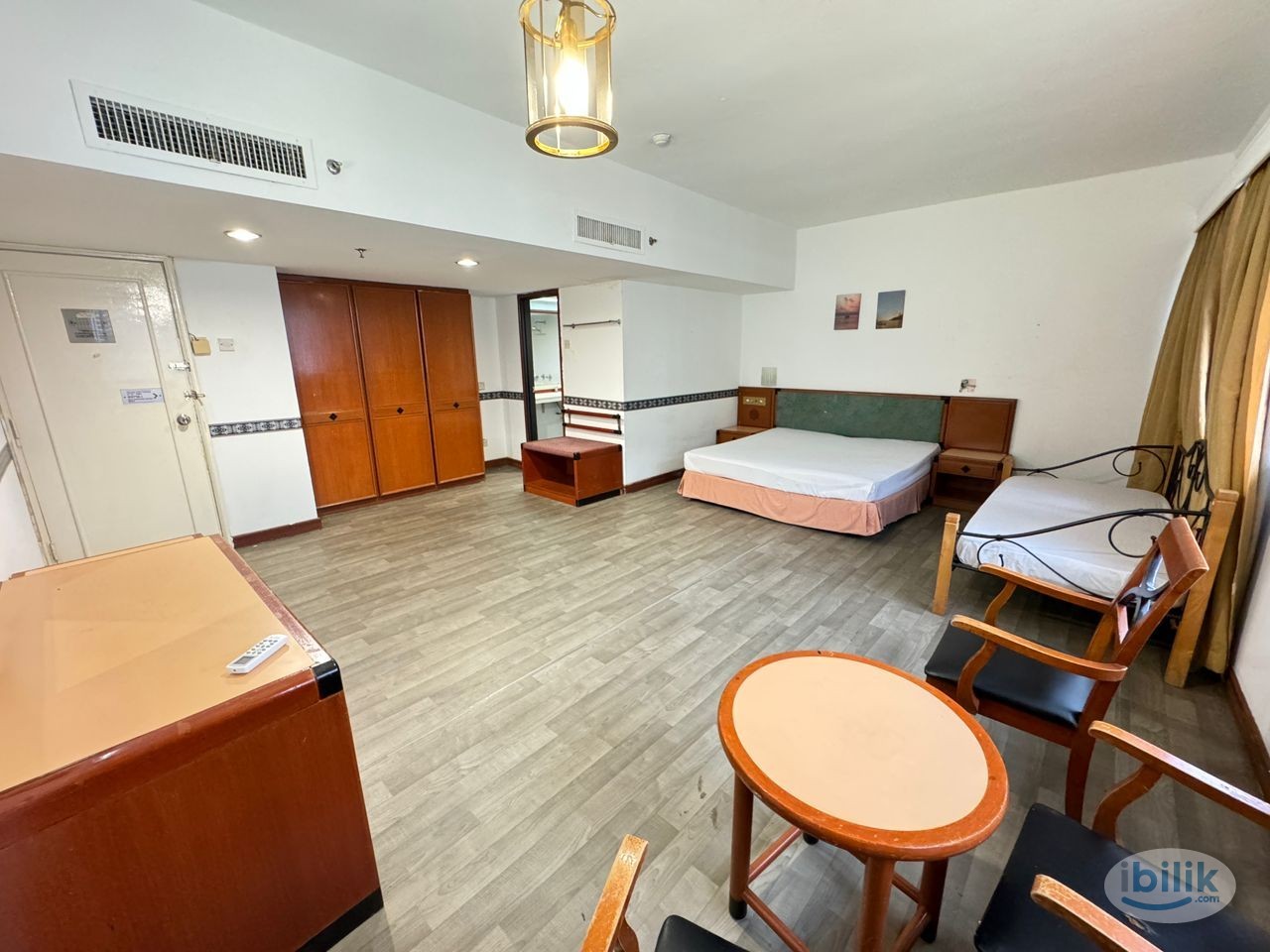 Big Master Room at Chow Kit, KL City Centre Walking distance to Monorail Chow Kit Zero Deposit Low Deposit - Image 1