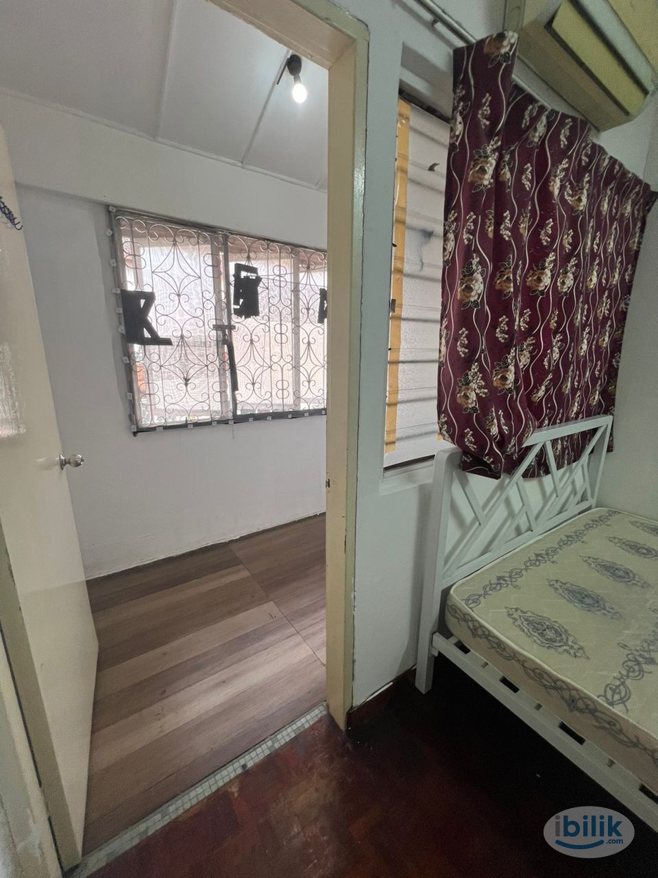 LowDeposit Fully Furnish Middle Room at SS2, Petaling Jaya - Image 3