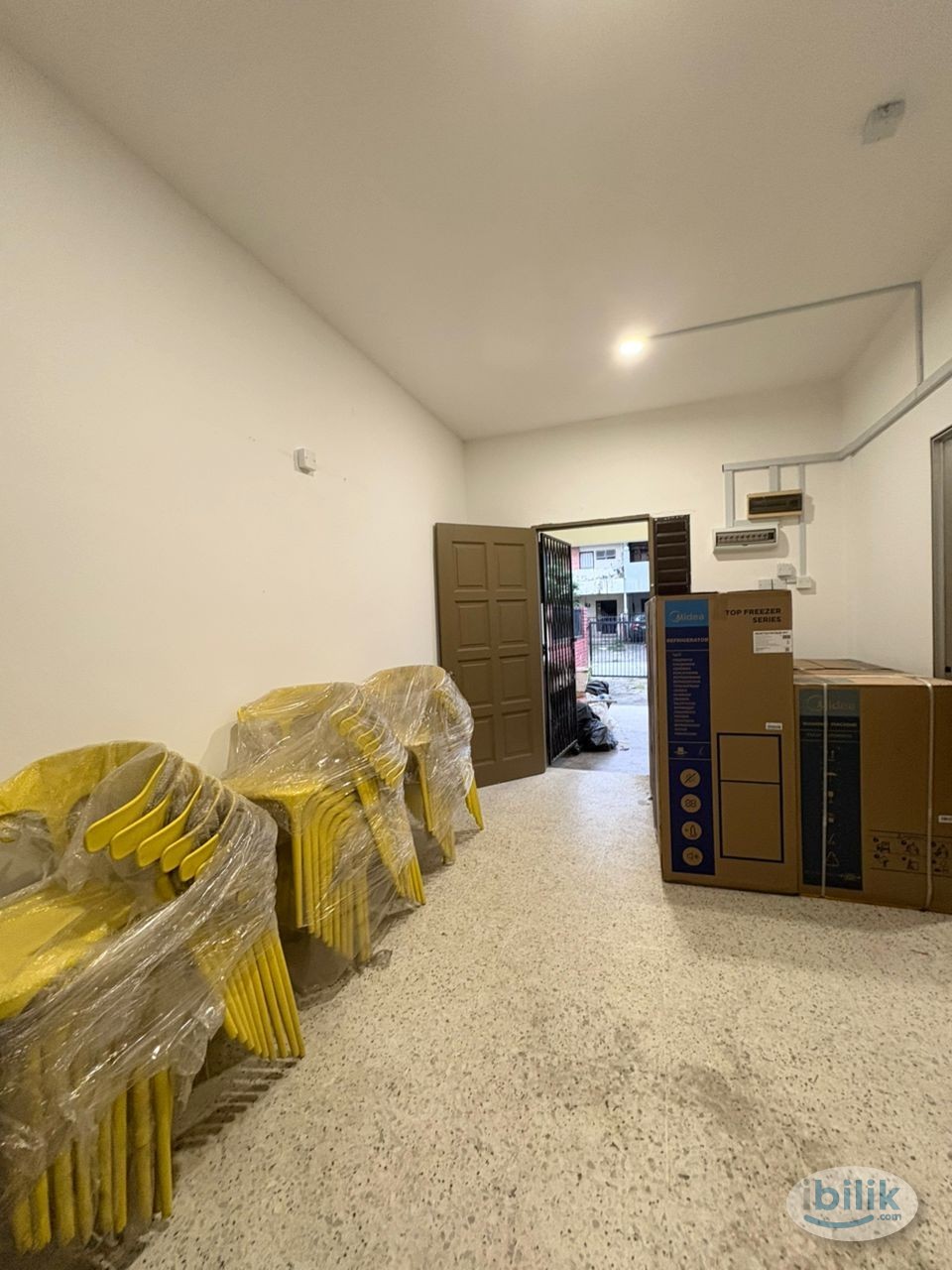 UPCOMING FEMALE ONLY House 🤍 Free WiFi ✅️ Free Water Bills - Image 4