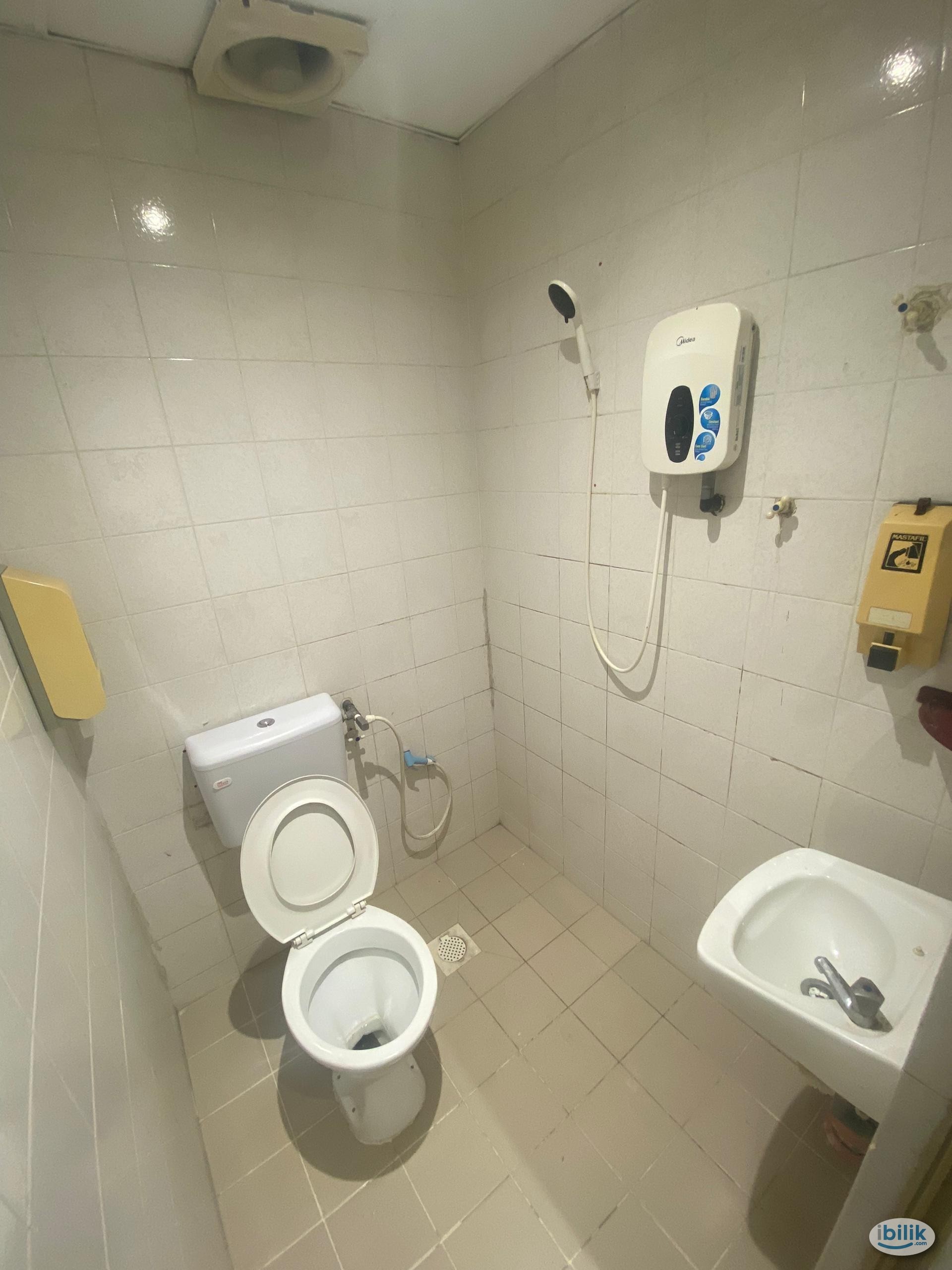 🔥Private Room At SS21 Damansara Uptown🔥Nearby🚗Atria Mall Damansara 📍IKEA, Mutiara 📍Damansara Jaya 📍SS2 - Image 2