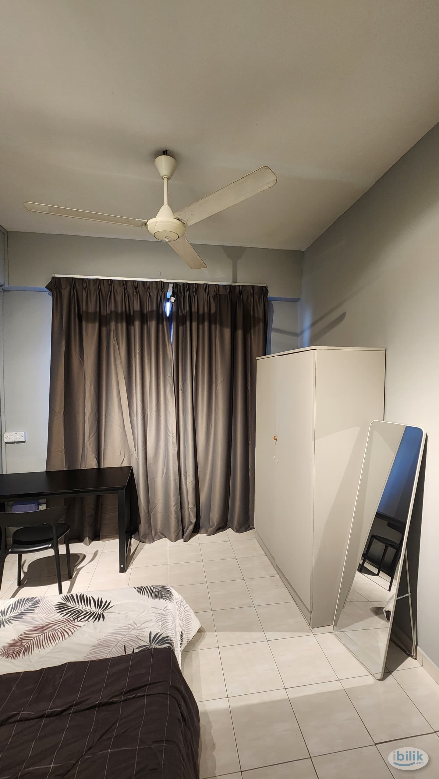 Middle Room at Taman Bukit Beruang Utama, Bukit Beruang - Image 2