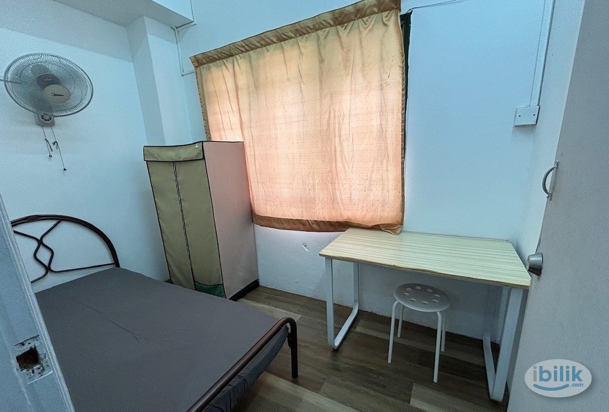 Newly Renovated Landed Room At Puchong For Rent - Image 1
