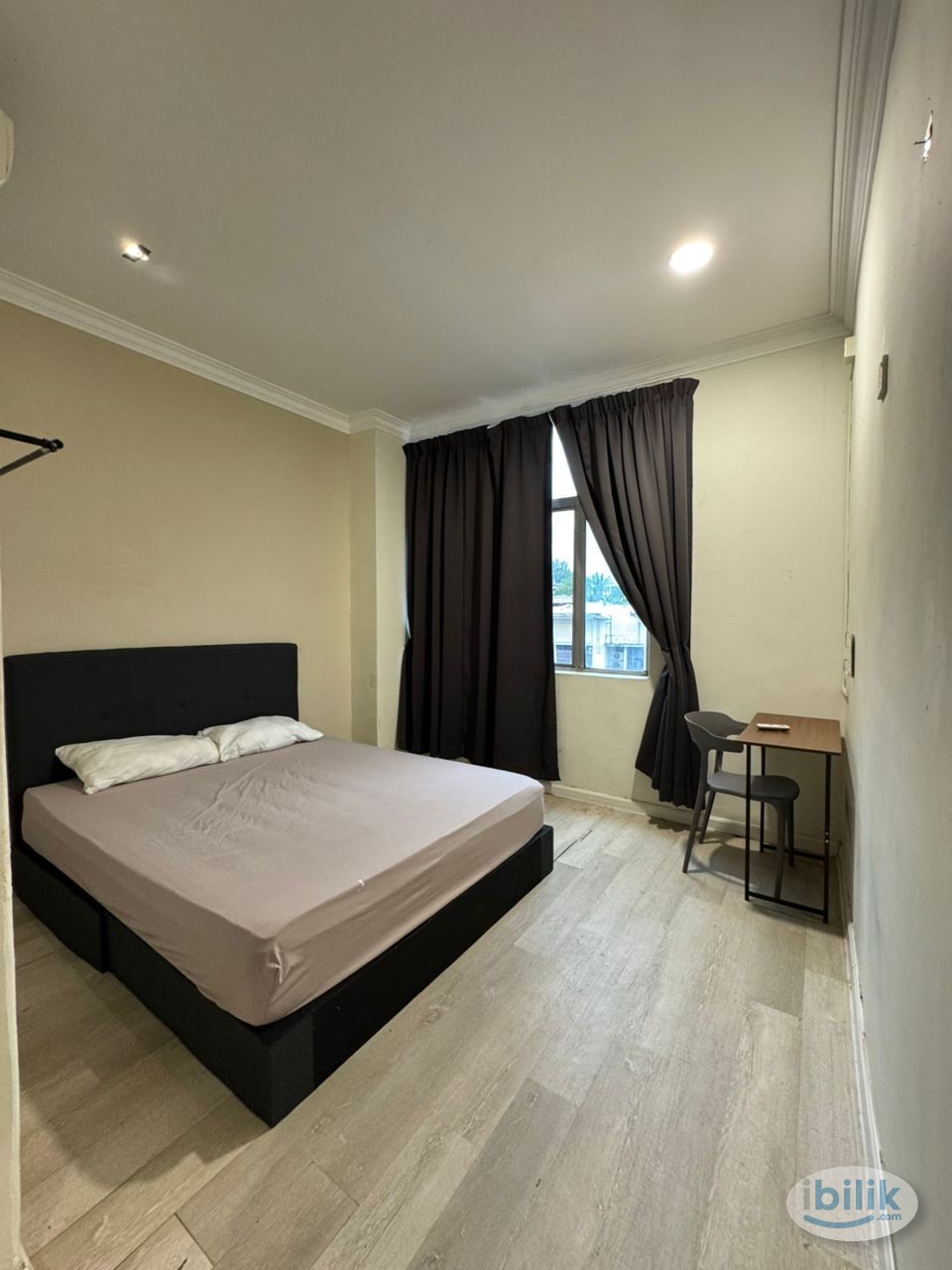 🛏️ Private Room with Bathroom 🏡 Fully Furnished, Near Bus Stop & LRT Sri Rampai🏡🚌🚇✨" - Image 1