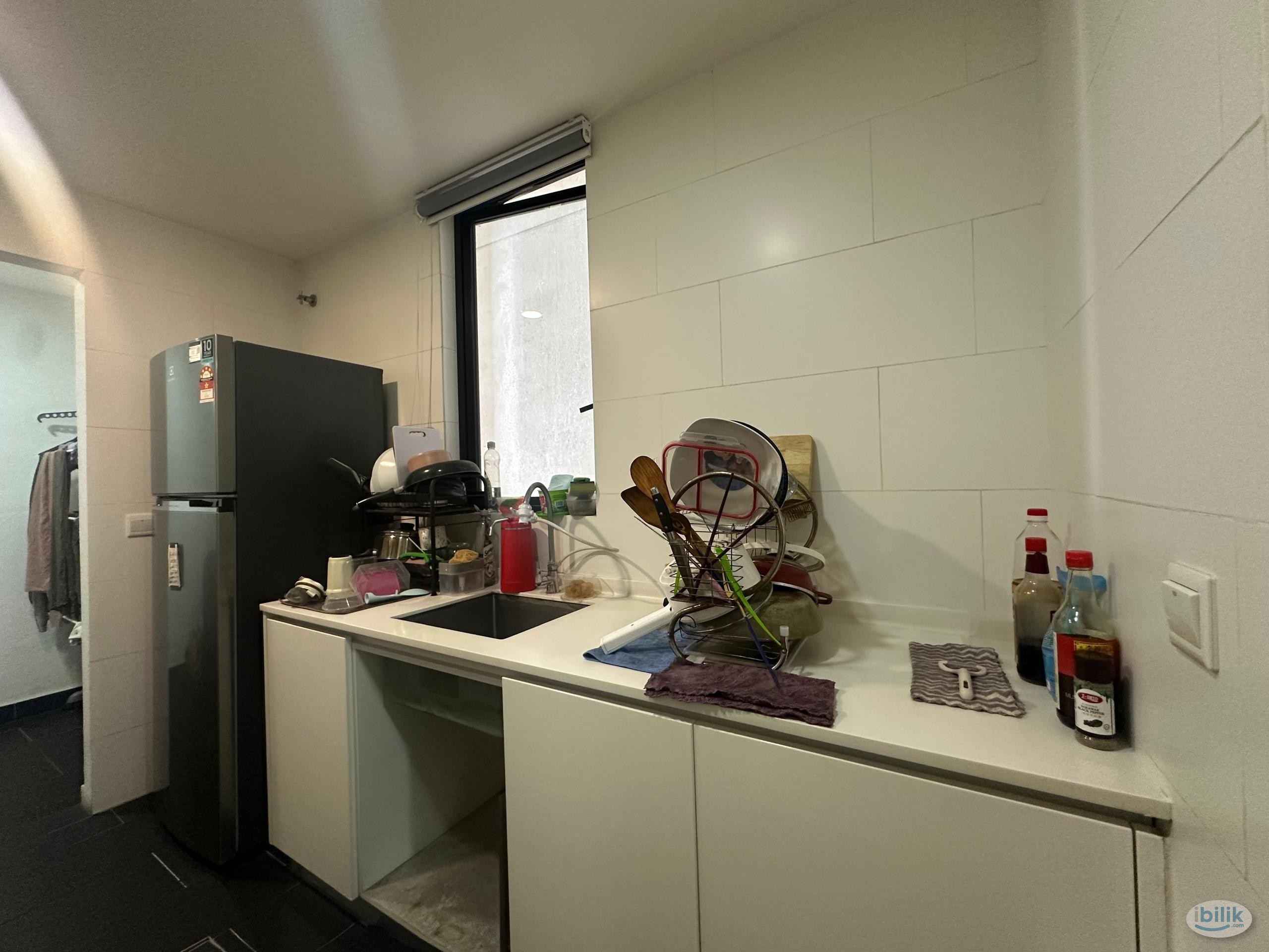 Middle Room at SQWhere, Sungai Buloh - Image 4