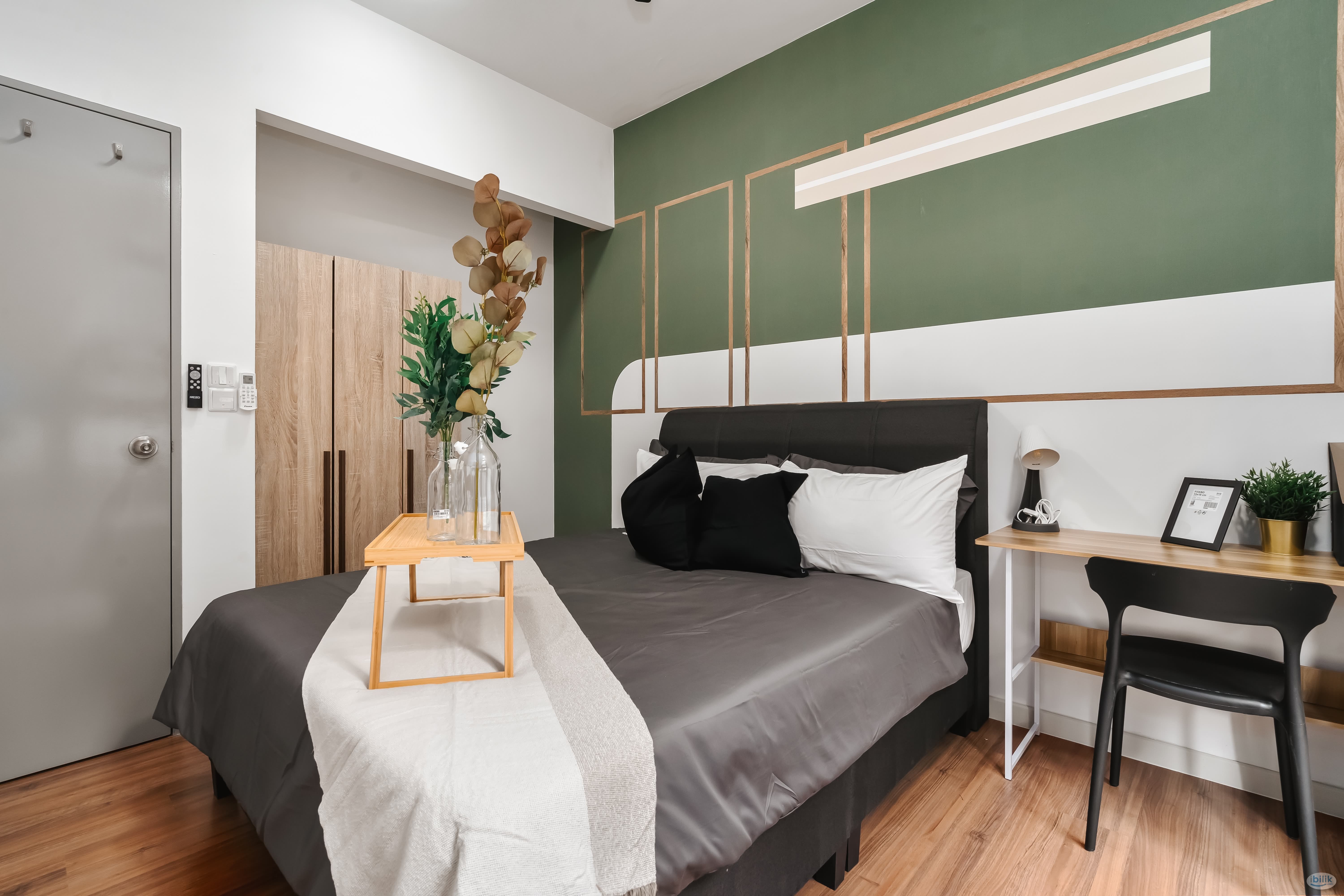 Male Comfortable Master Room, Fully Furnished, Near MRT LRT at M Vertica KL - Image 3