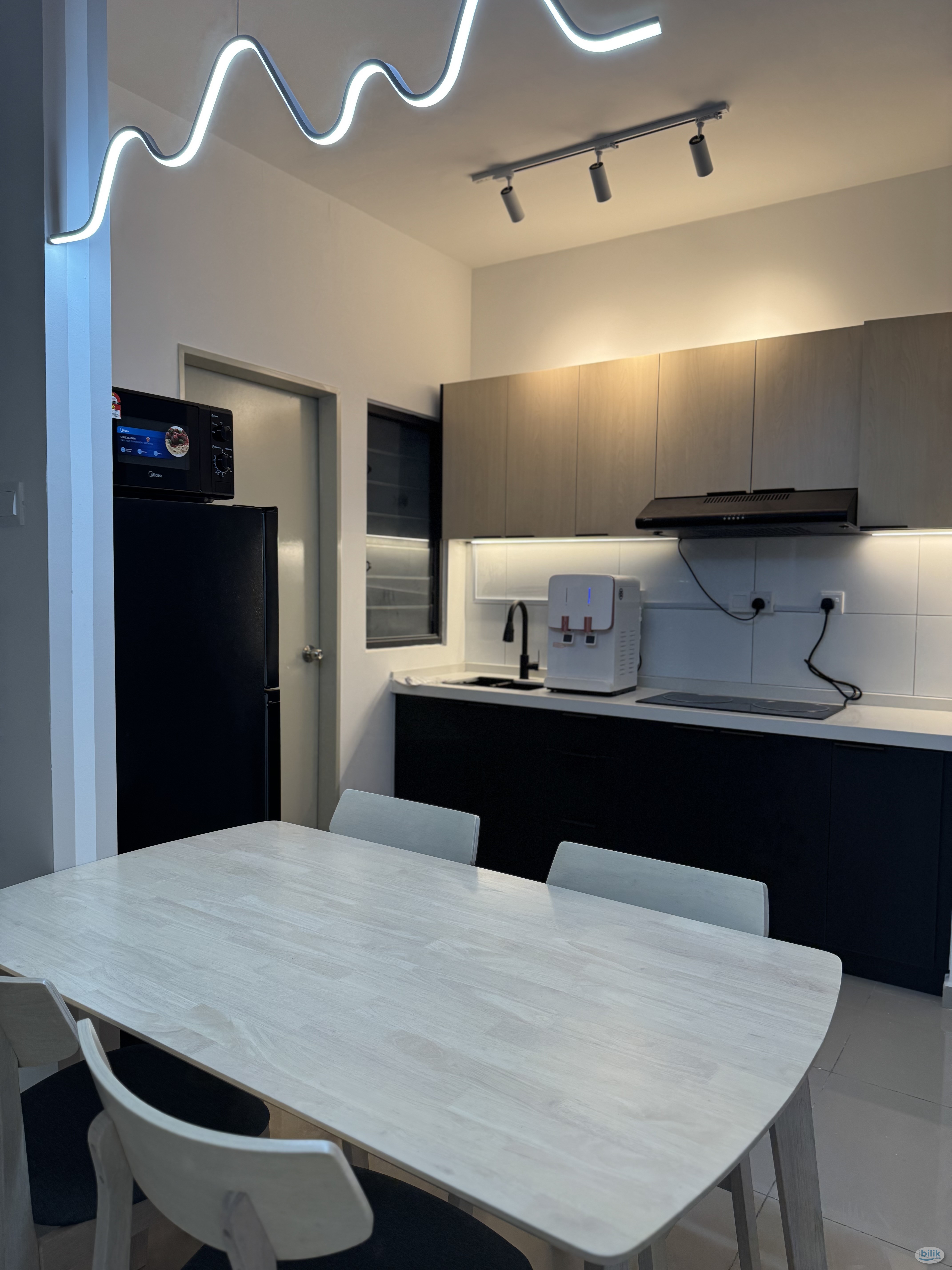 Single Room at Taman Equine, Bandar Putra Permai - Image 4