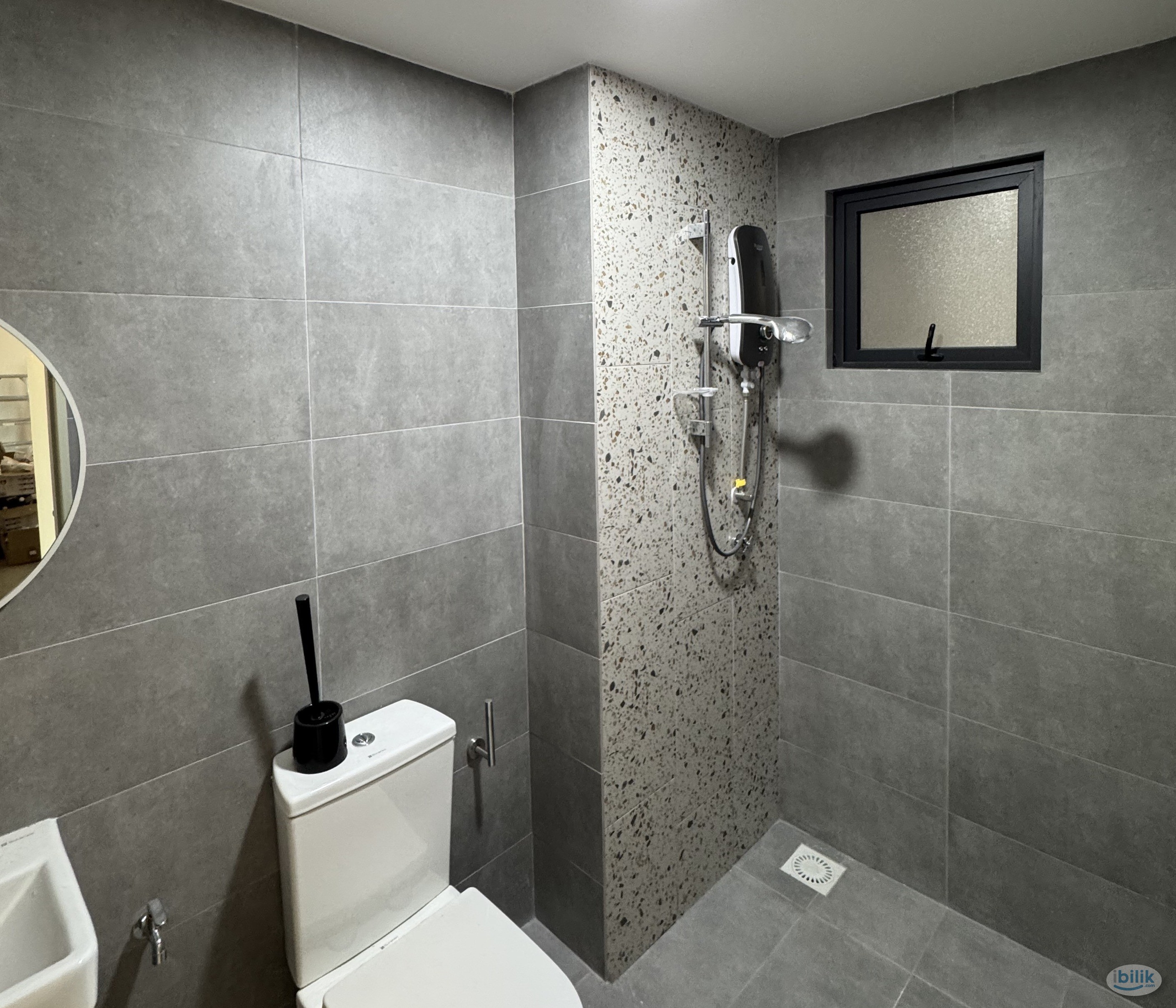 Single Room at Taman Equine, Bandar Putra Permai - Image 3
