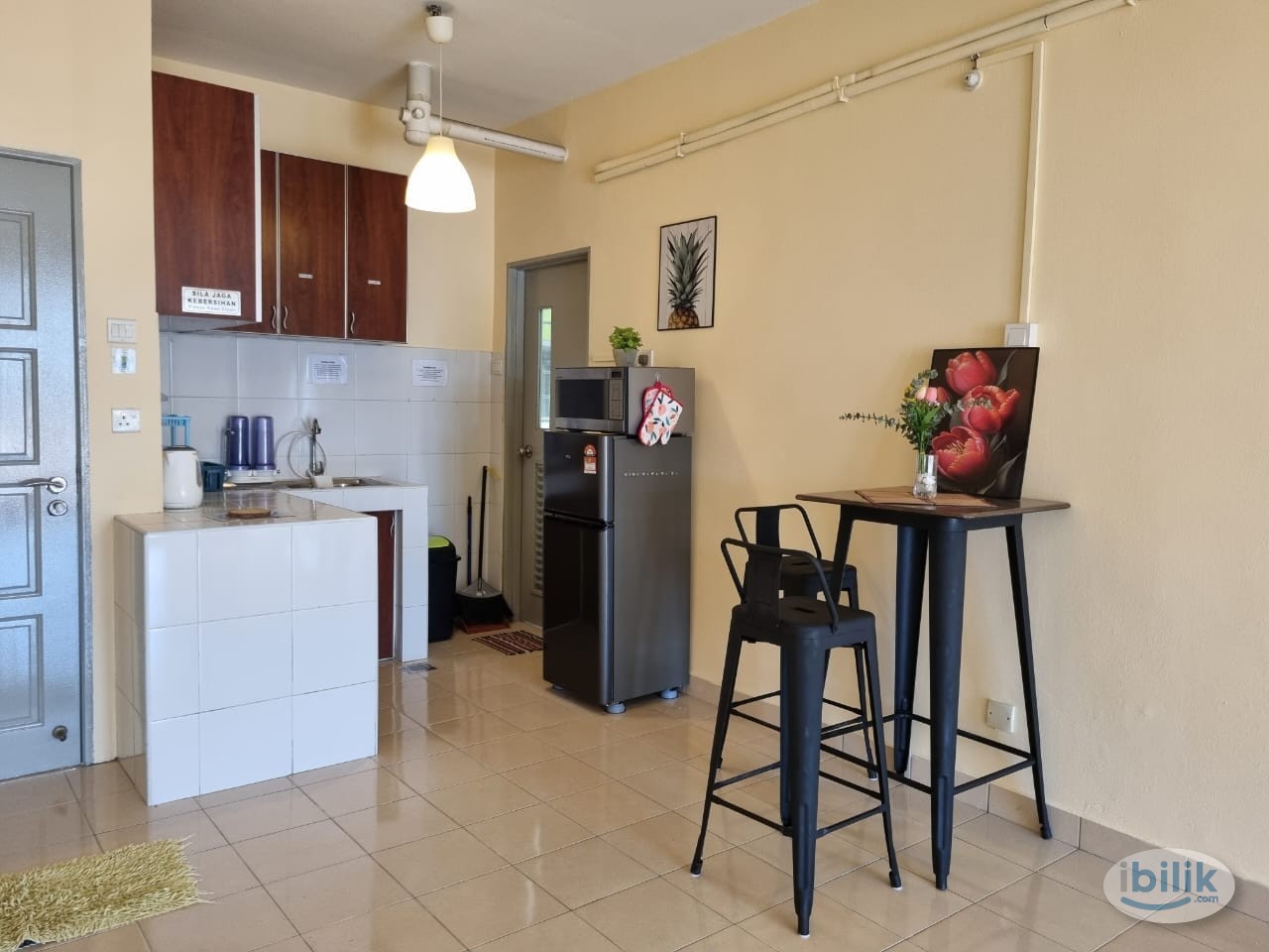 Middle Room at Seri Atria Apartment, Subang Bestari - Image 5