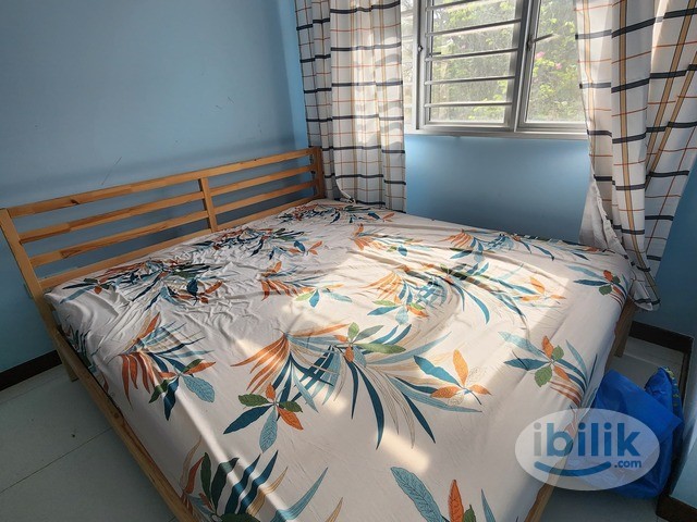 FREE Parking ✔️ Queen-Sized Bliss! 💖 Fully Furnished & Ready for You in Seri Kembangan Serdang Perdana 5 min to Pavilion - Image 1