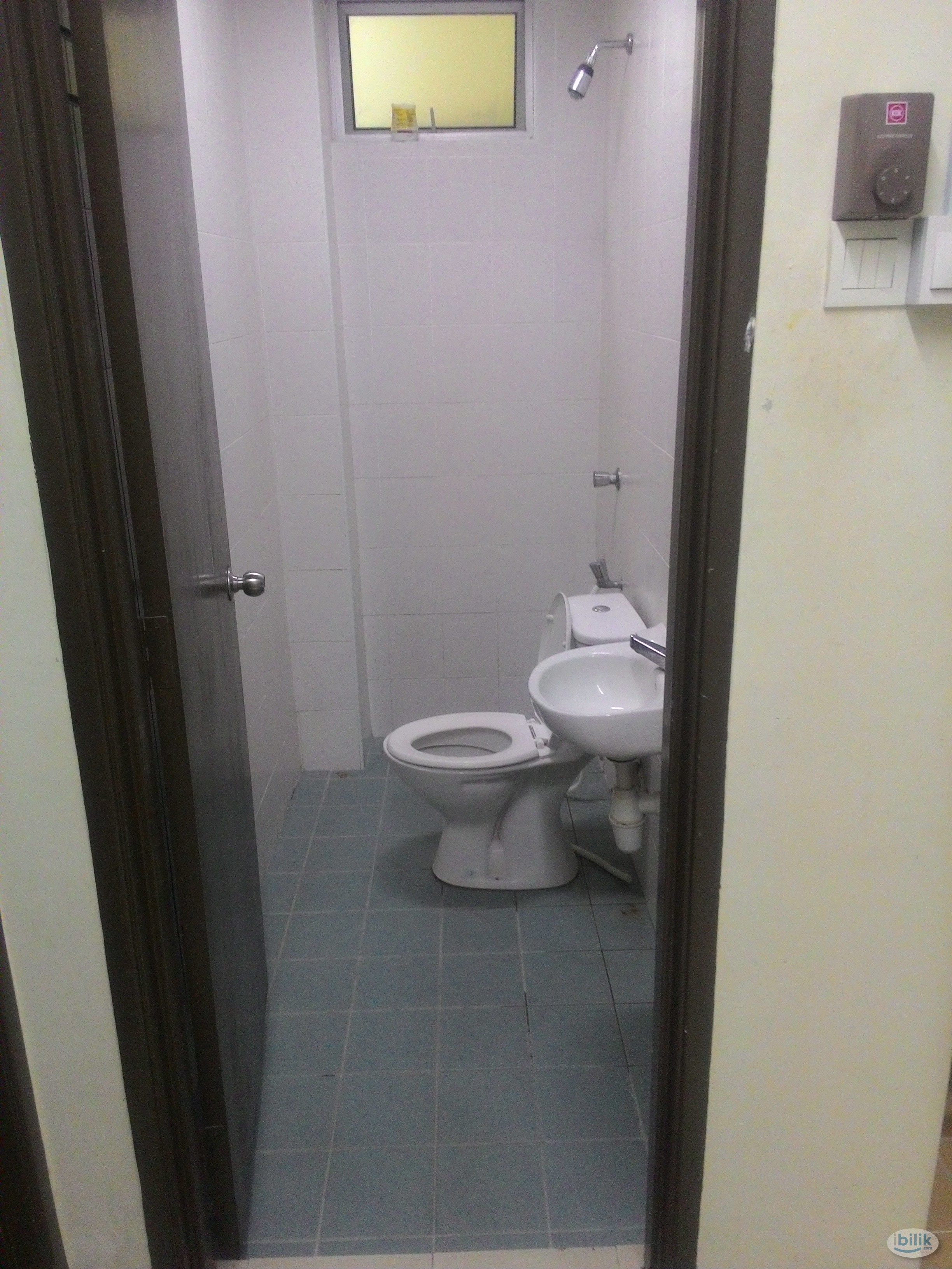 Single Room at Nilai, Negeri Sembilan - Image 4