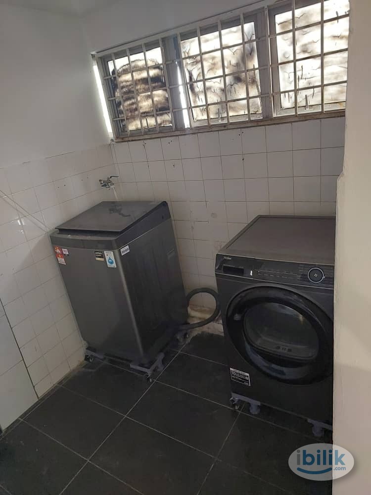 🤩Zero Deposit😍Master Room at Seri Kembangan, Selangor - Image 1