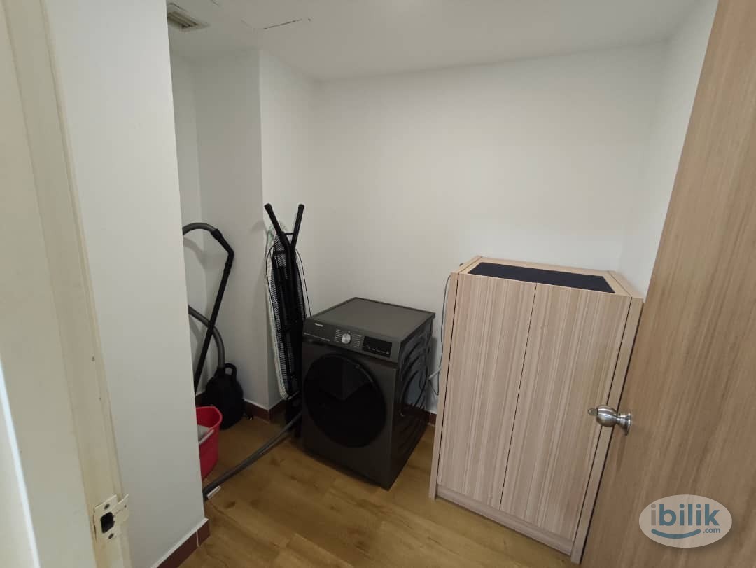 Master Bed Room - Image 3