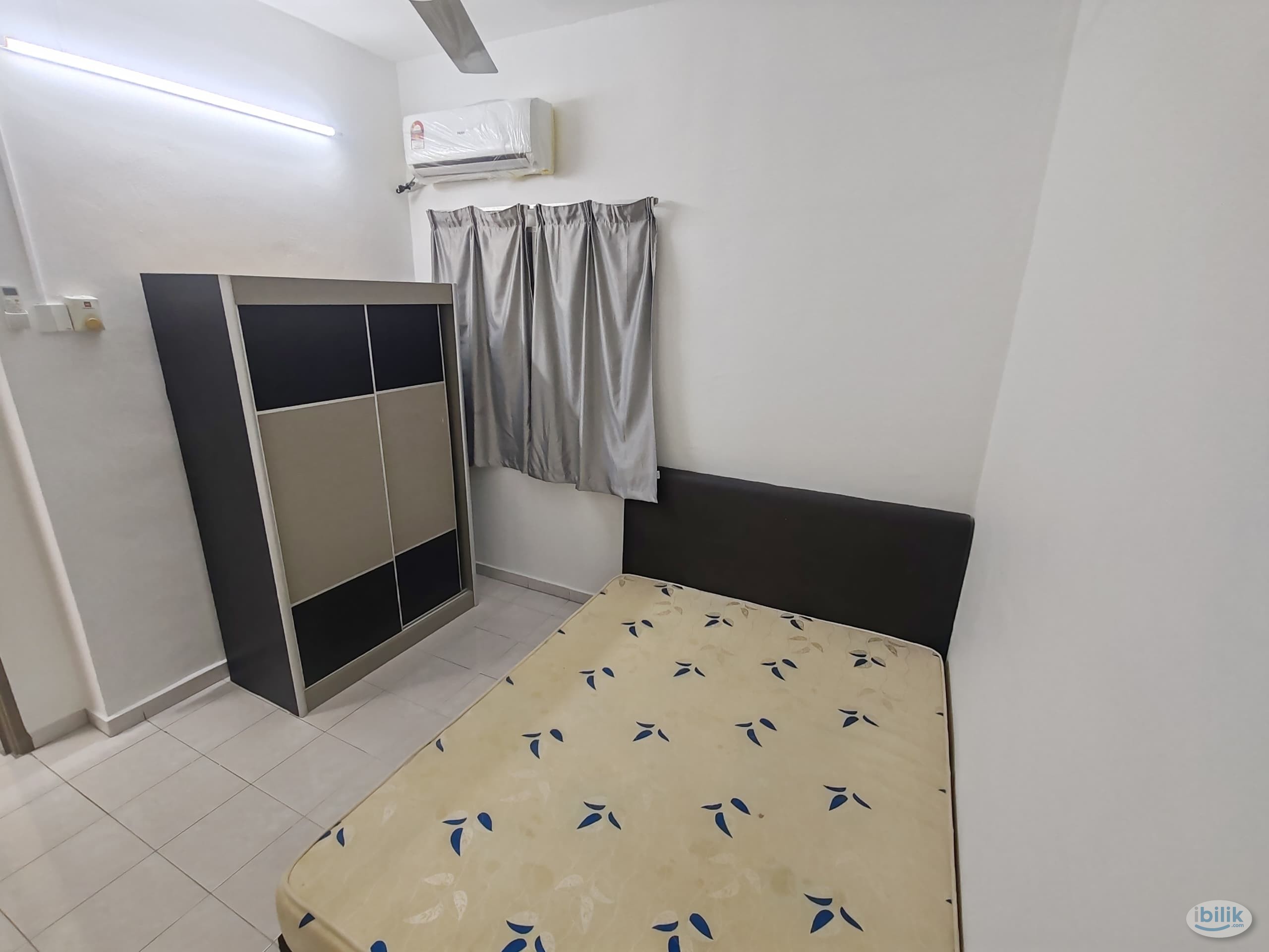 Middle Room at Puchong, Selangor - Image 2