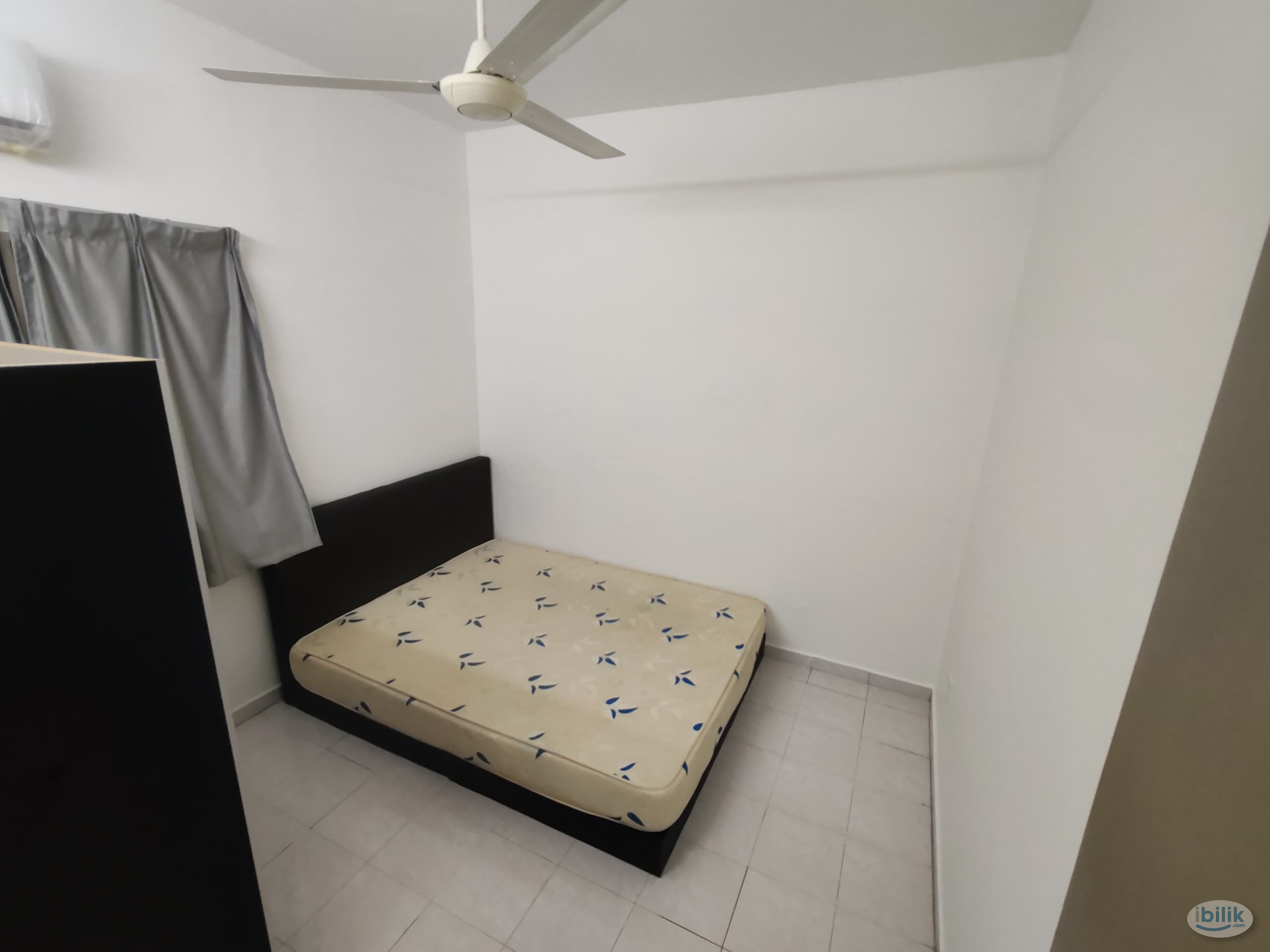 Middle Room at Puchong, Selangor - Image 3