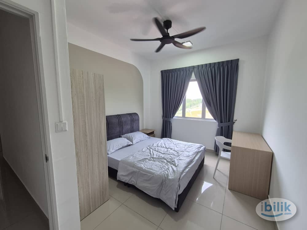 Master Room at Acacia Residences, Sepang - Image 2