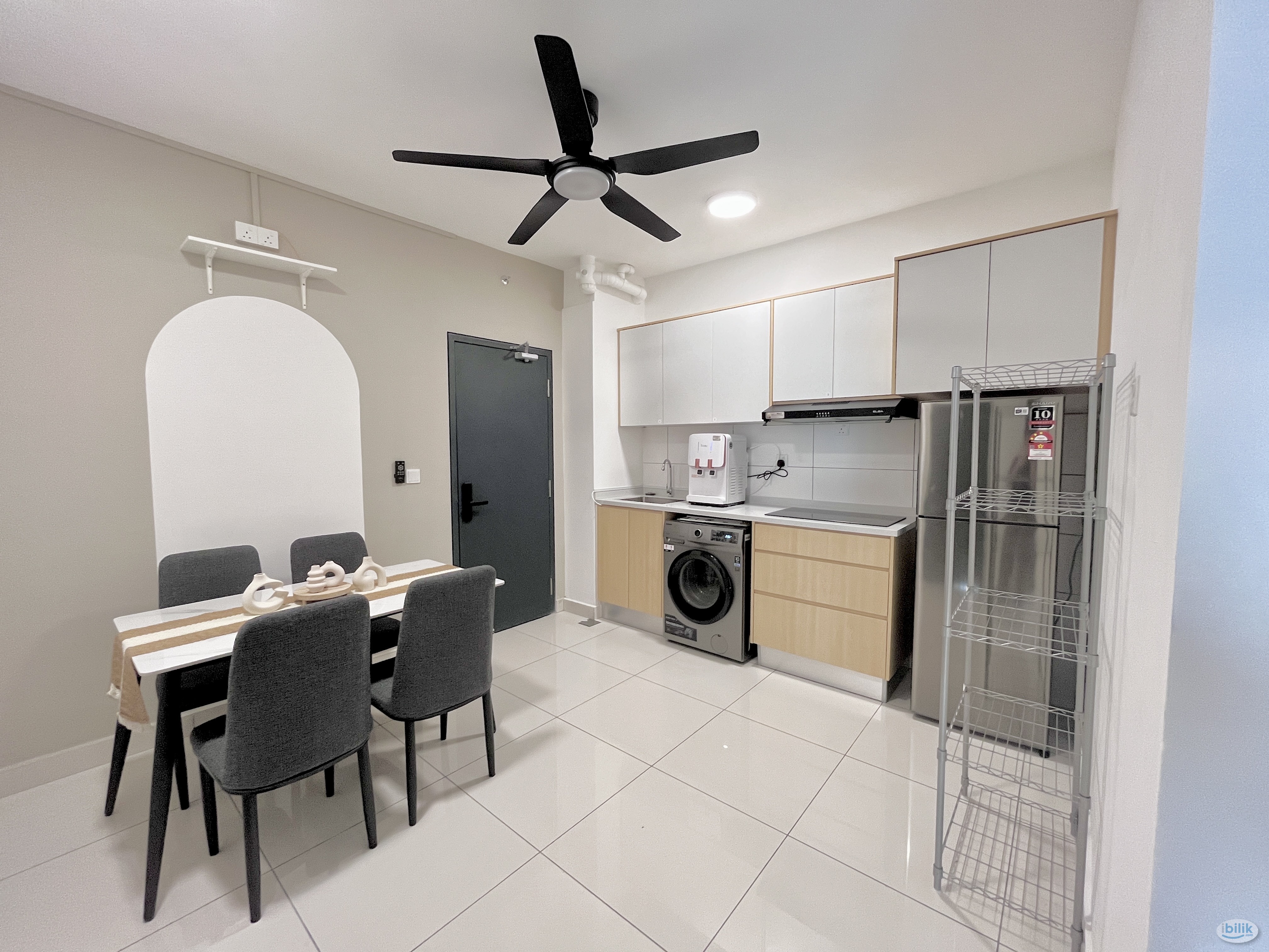 Master Room at Edumetro, USJ - Image 4