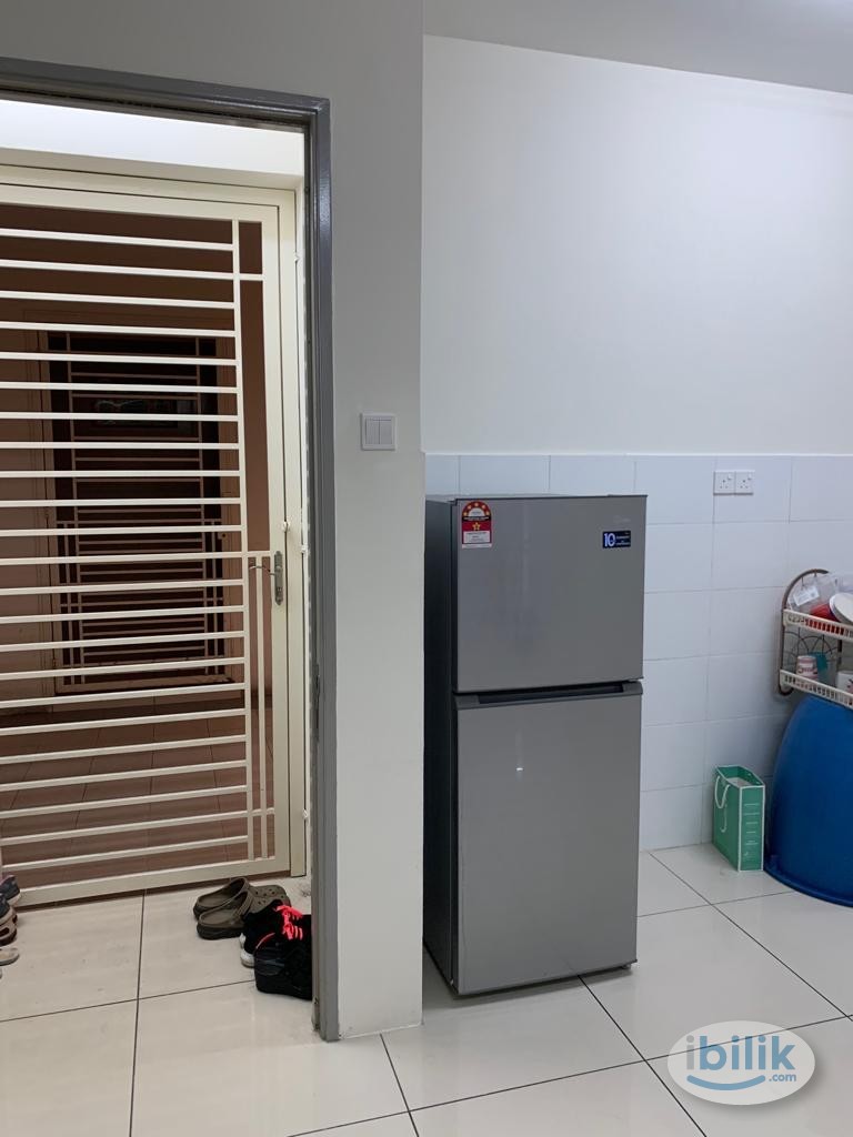 Middle Room at Platinum Lake PV20, Setapak - Image 5