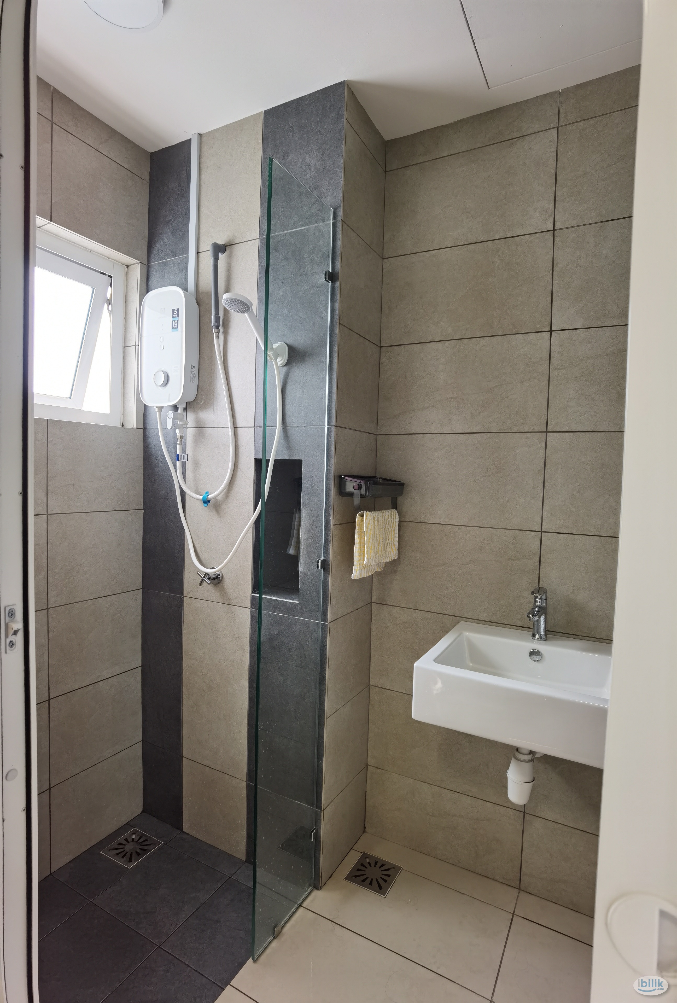 include wifi & utilities Single room Kelana Jaya, SS7, Glenmarie lrt, paradigm mall - Image 2
