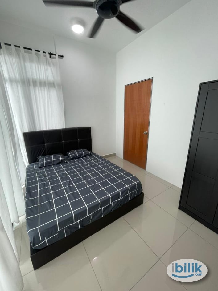 FREE WIFI+UTILITIES, BALCONY Middle Room at Parkhill Residence, Bukit Jalil - Image 2