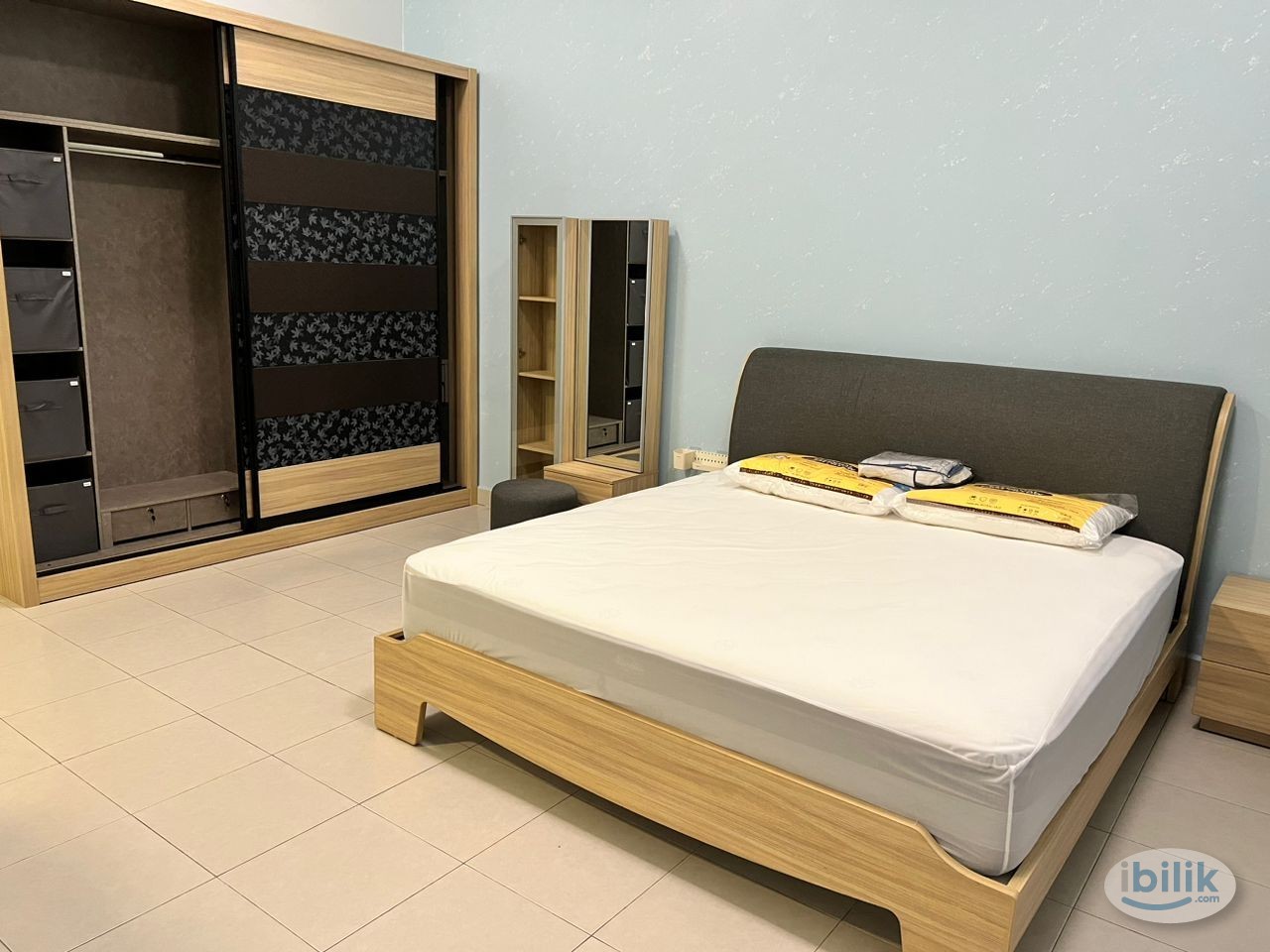 Master Room Rental - Image 2