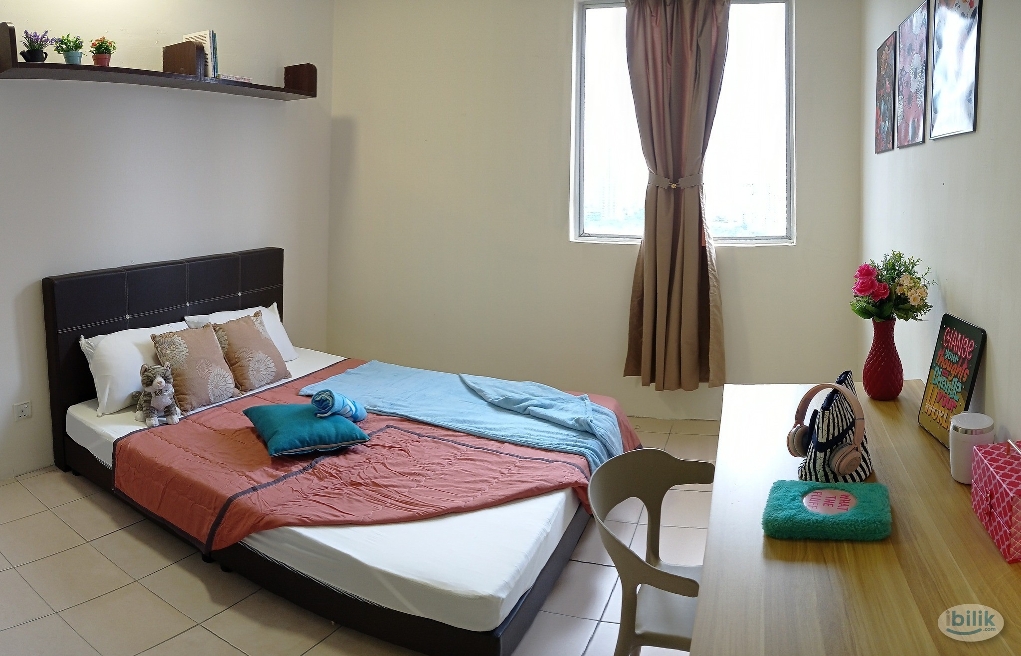 Middle Room at Casa Subang, UEP Subang Jaya - Image 1