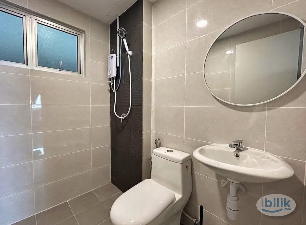 Single Room at Acacia Residences, Sepang - Image 3