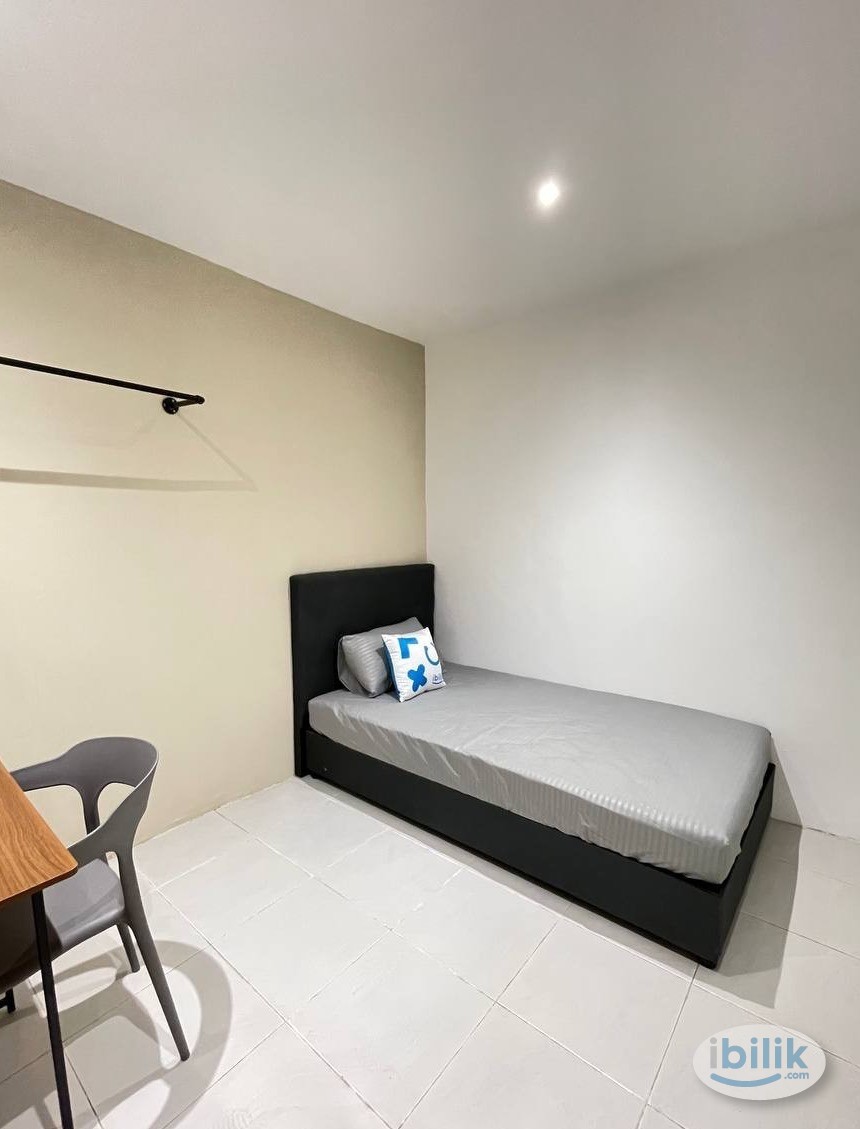 Near LRT Kelana Jaya🚄 Room for Rent at SS3, Paradigm mall - Image 1