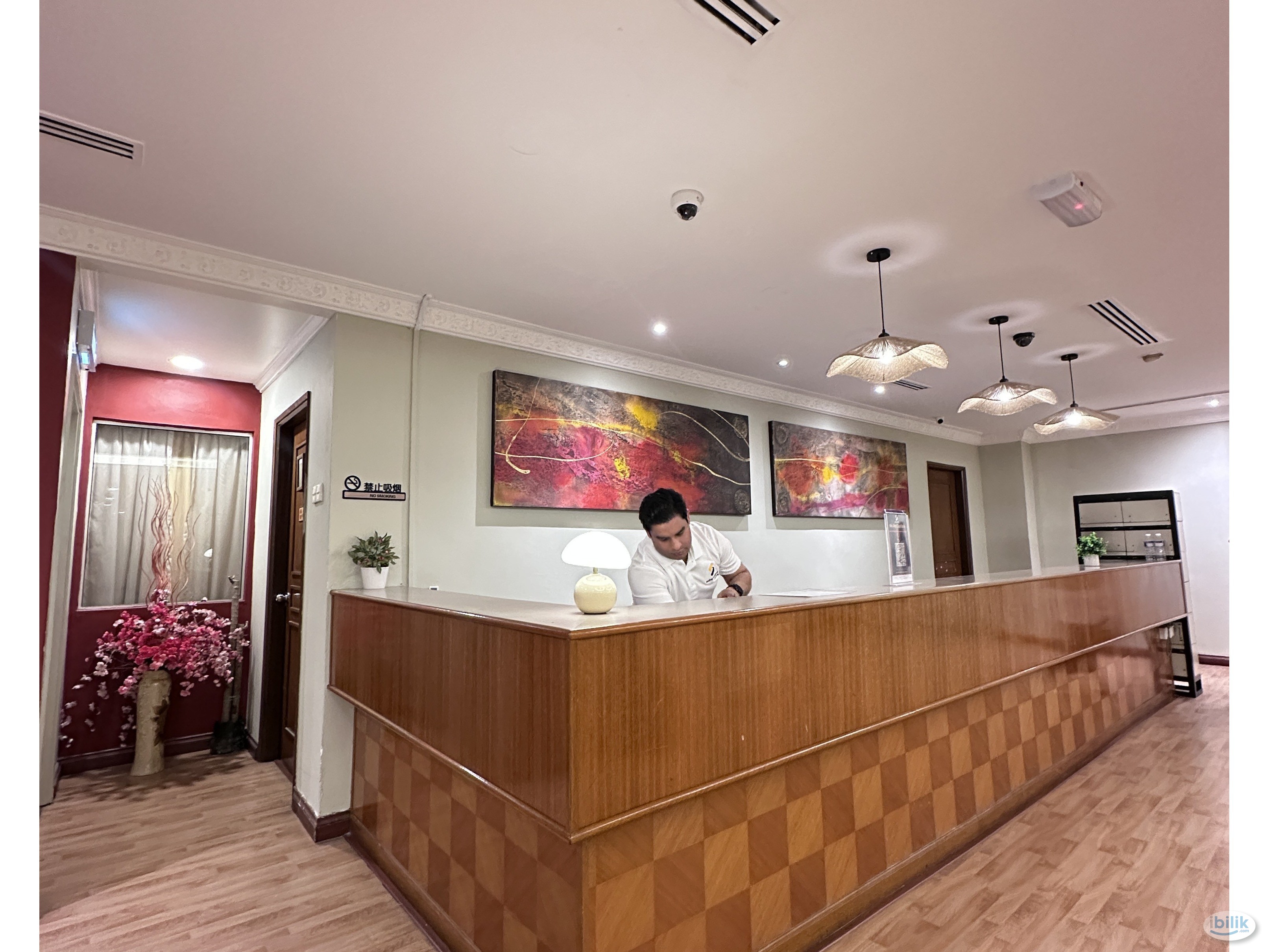 🤩 Budget and Furnished Room for Rent near Petaling Street, LRT Pasar Seni 🤩 - Image 2