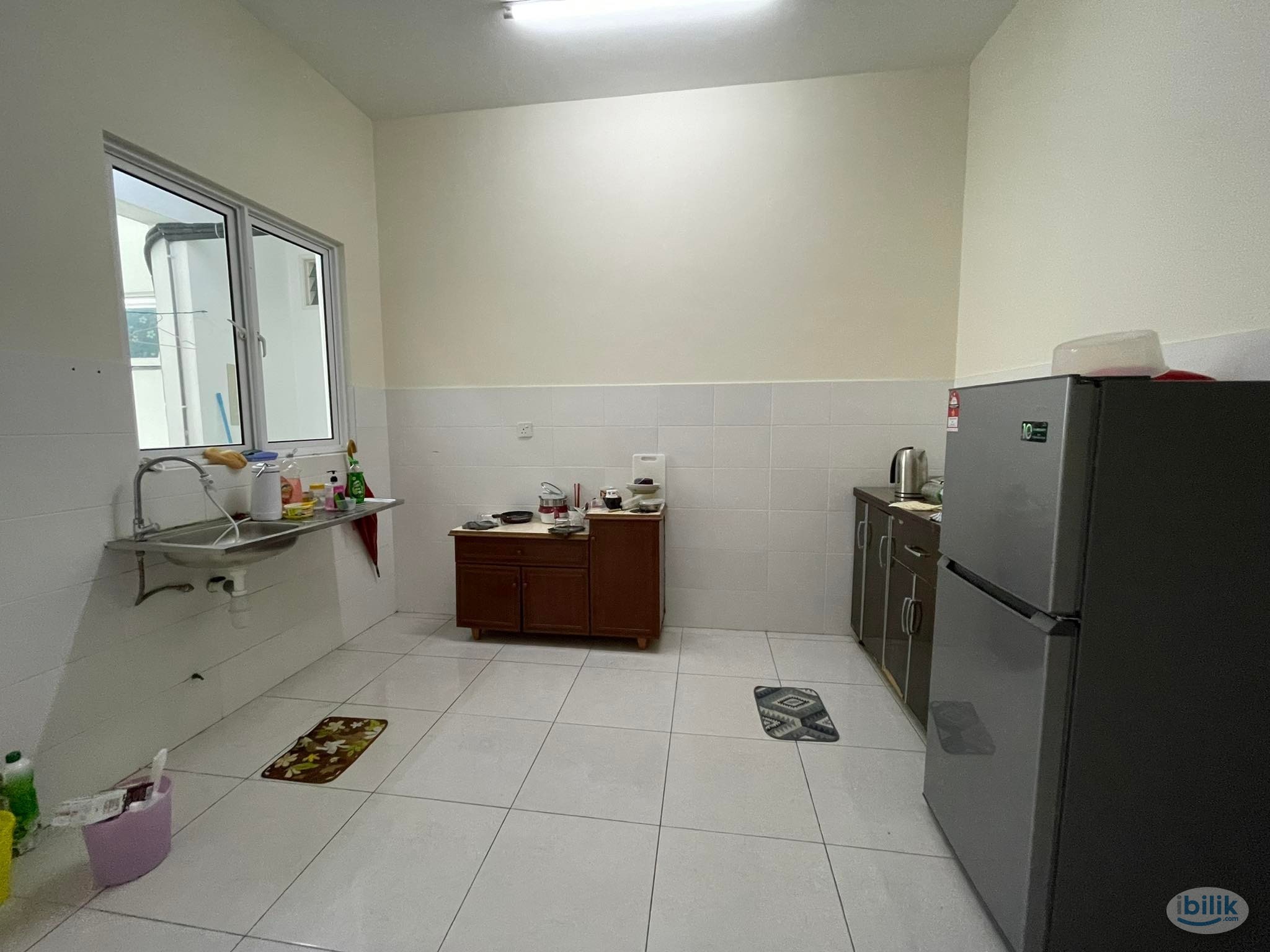 Middle Room at The H2O, Jelutong - Image 2
