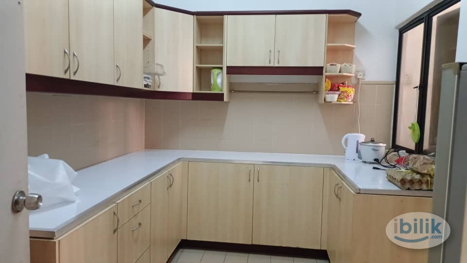 Master Room at Evergreen Park, Bandar Sungai Long - Image 5