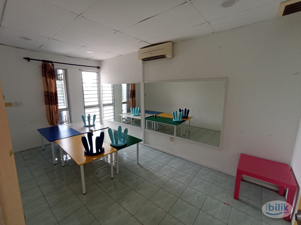 Middle Room at tuition centre for rent @ Setia Alam, Shah Alam - Image 1