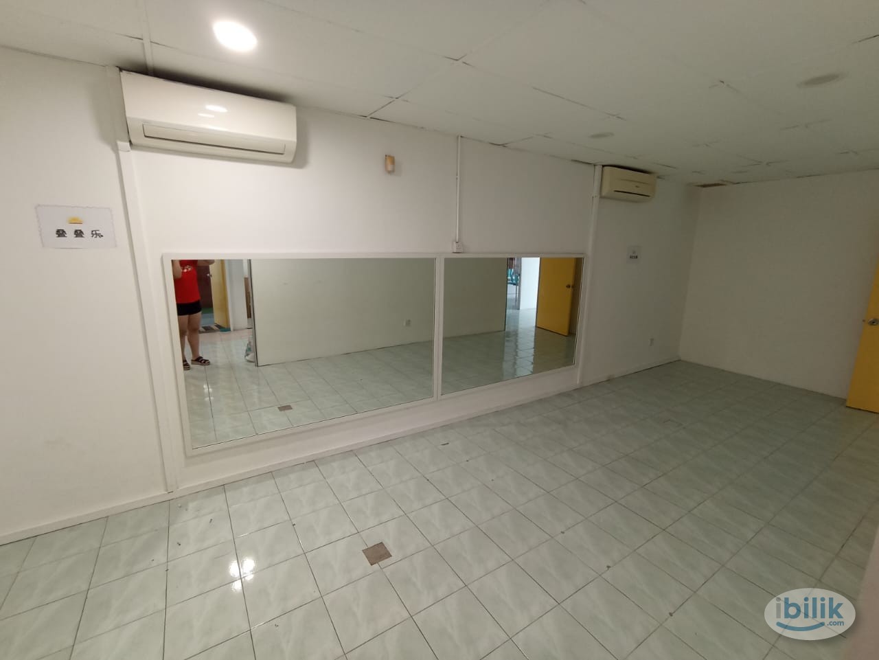 Middle Room for rent at tuition centre @ Setia Alam, Shah Alam - Image 2
