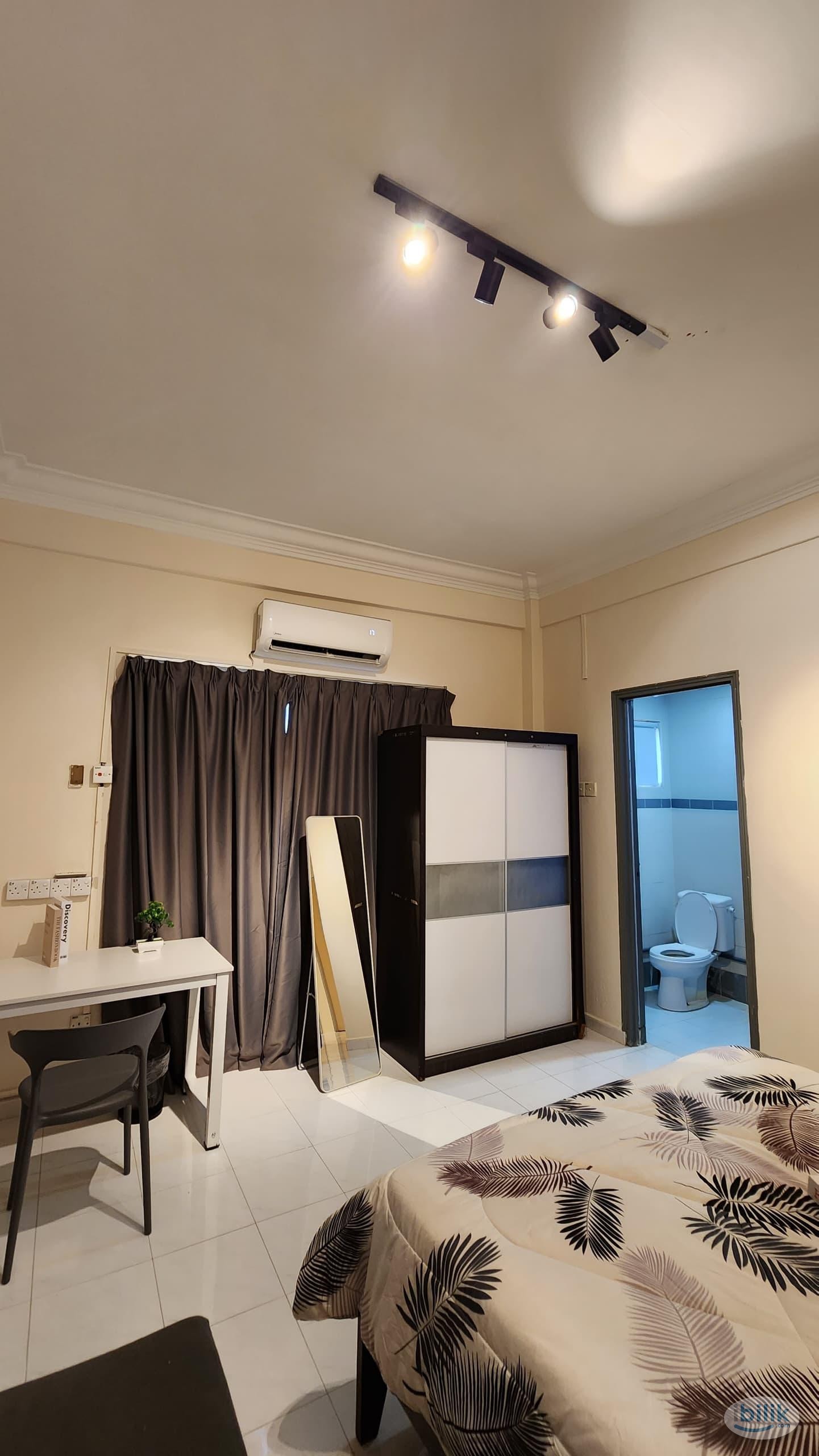 Master Room at Causerina Park Kota Laksamana Utama, Bandar Melaka - Image 2