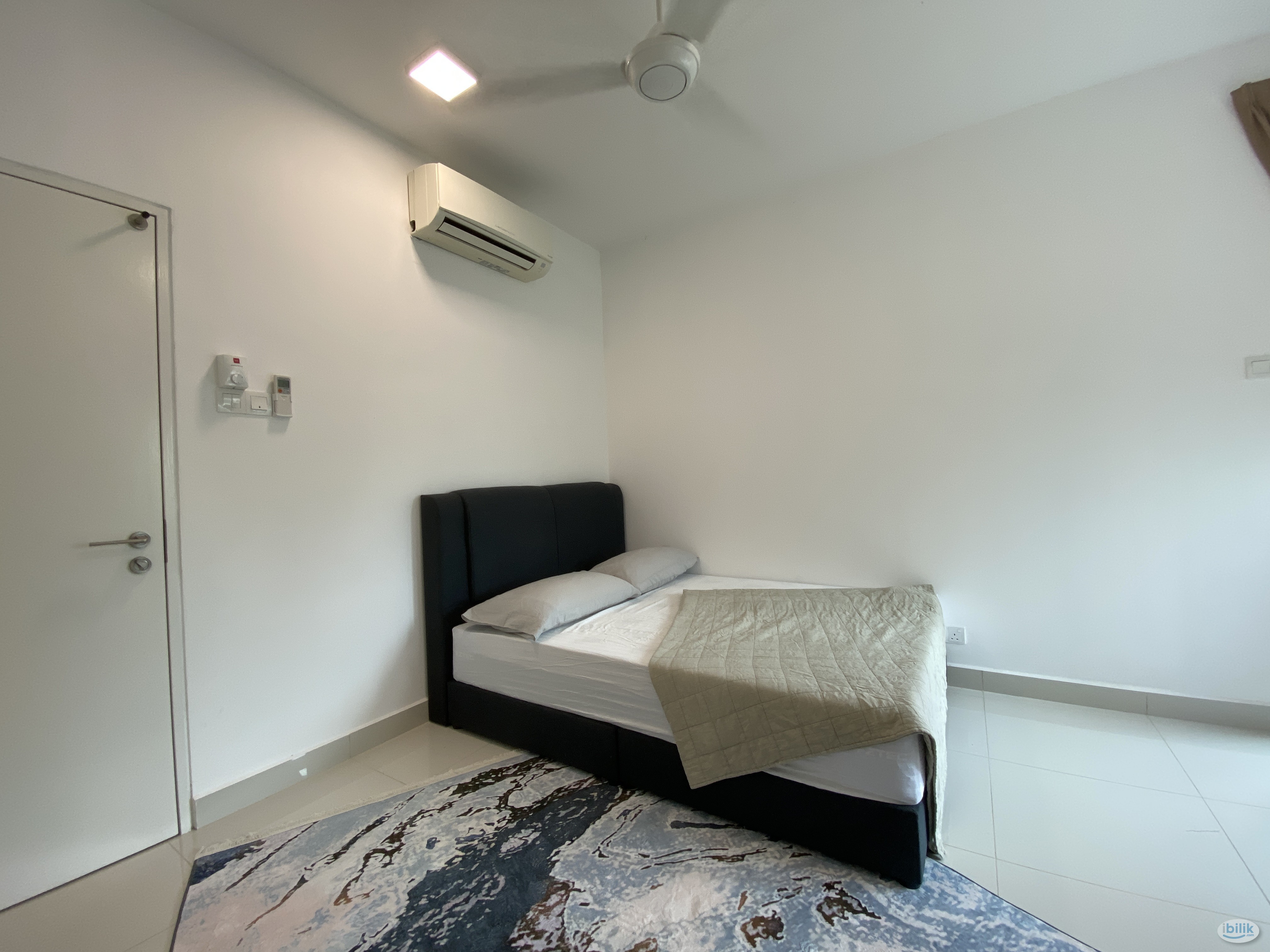 Middle Room Non Sharing at Residensi Flora Rosa Presint 11 Putrajaya - Image 1