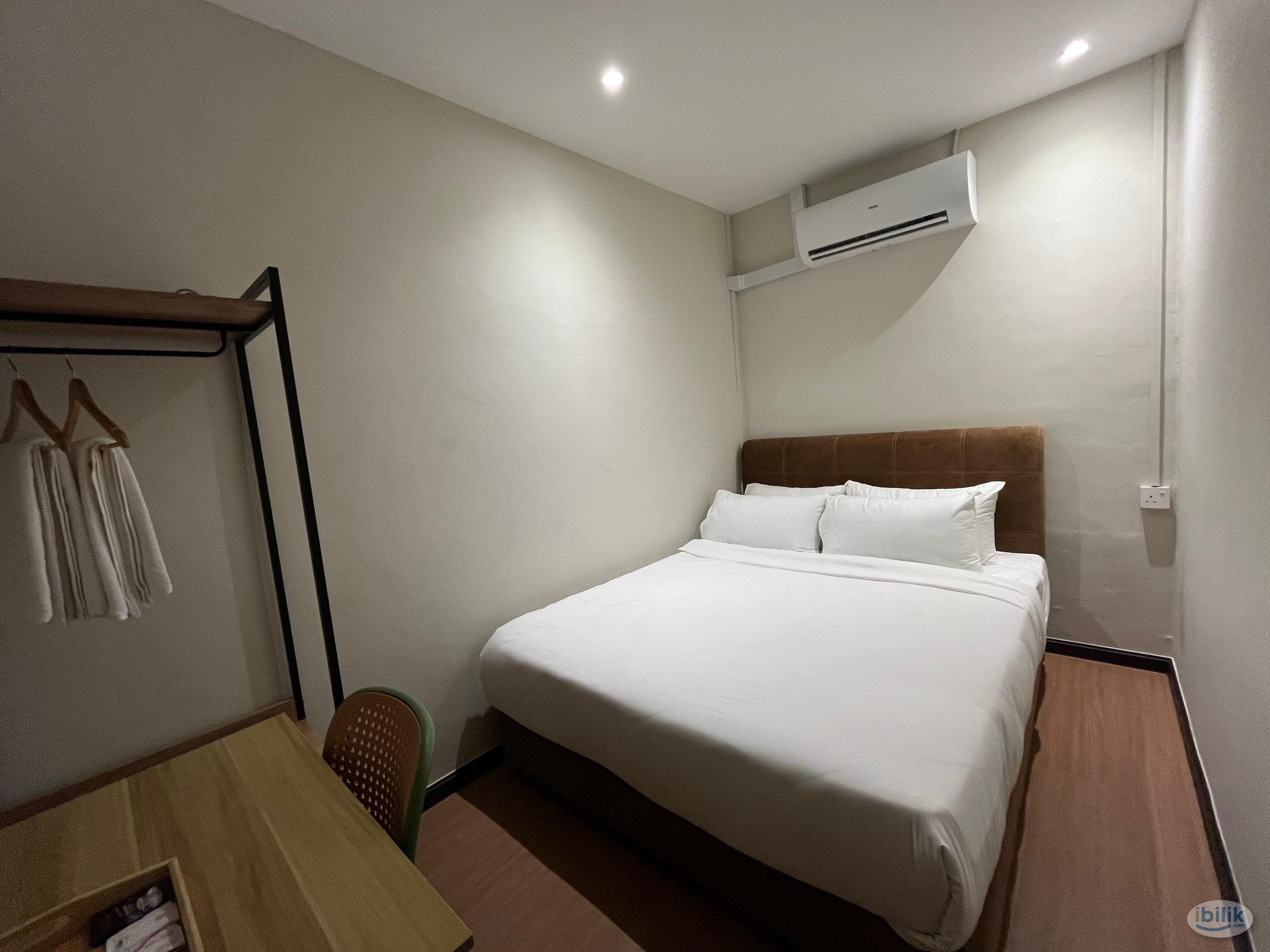 Early Bird Promo ⭐ Room for Rent near Jonker Walk, Dataran Pahlawan - Image 3