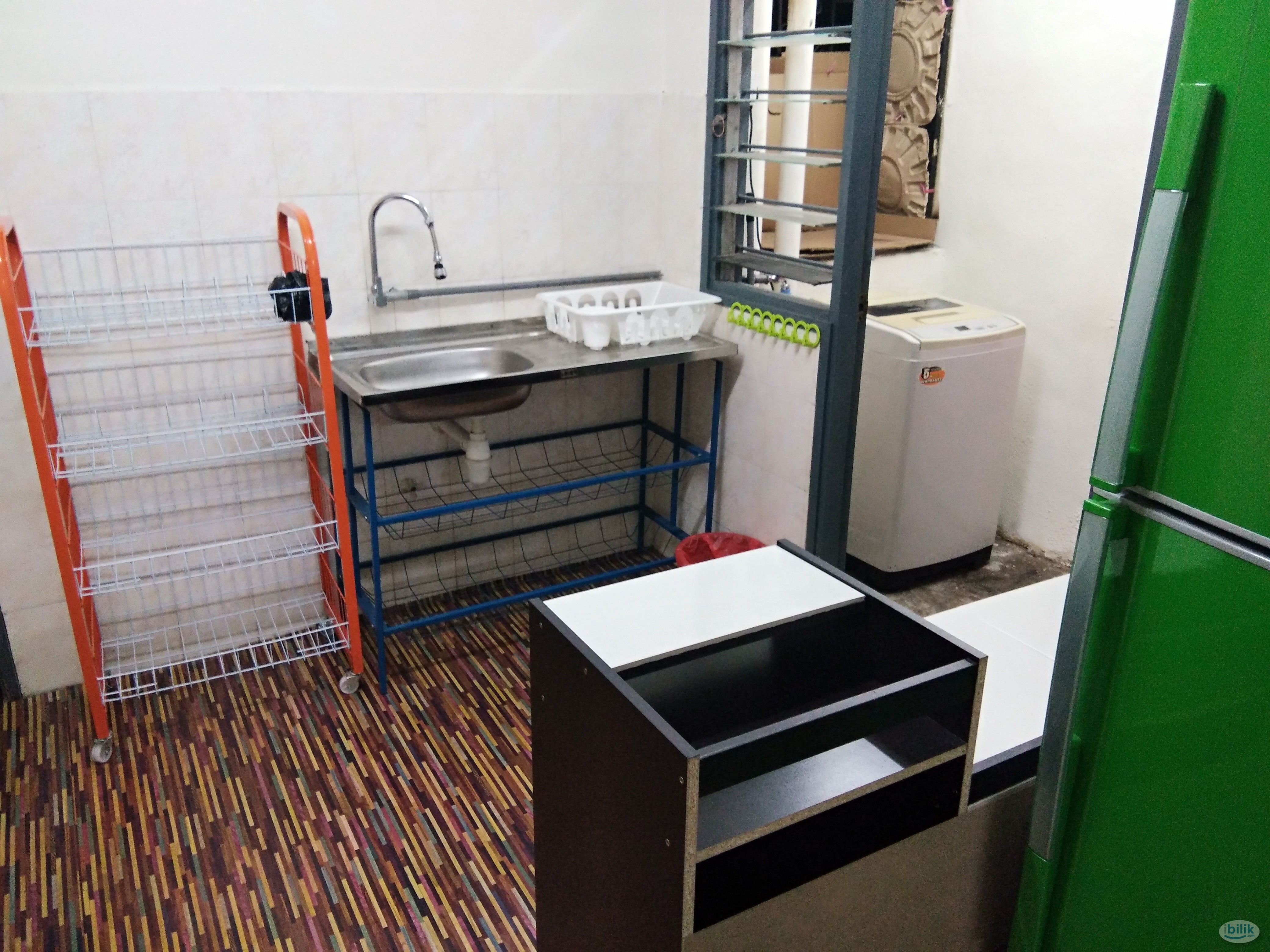 Bilik Sewa Wanita Melayu, Medium Sharing Room Di FlatTaman Setapak Indah Blok J, Wangsa Maju KL. - Image 2