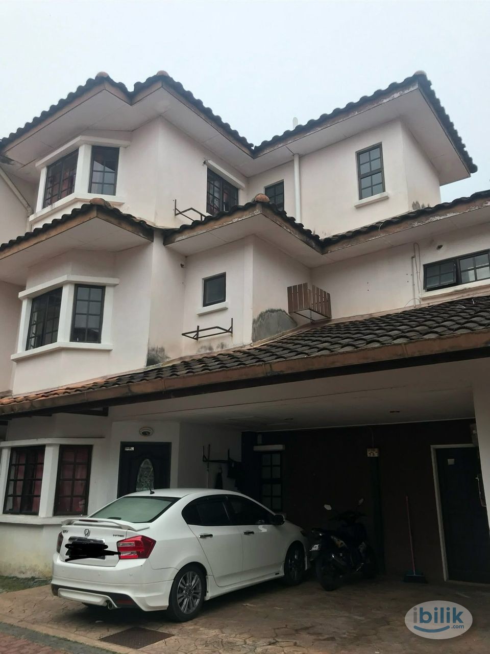 Middle Room at Subang Bestari, Subang - Image 3