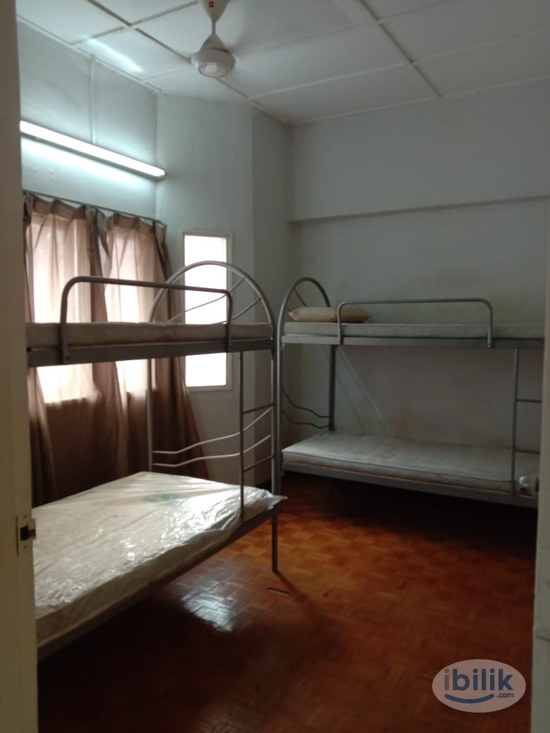 Bilik Sewa Lelaki Melayu, Medium Sharing Room Di Flat Shop-Lot AU1 Keramat Permai, Setiawangsa KL. - Image 1