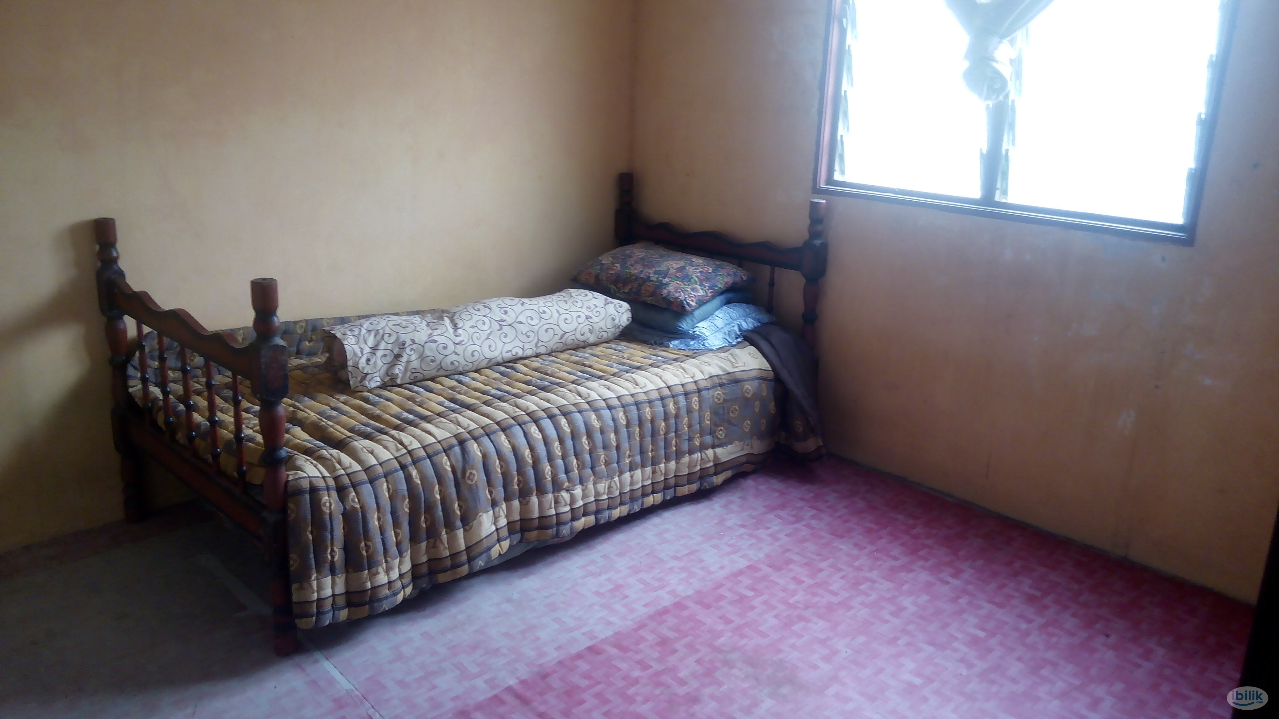 Single Room at Taman Greenwood, Gombak - Image 3