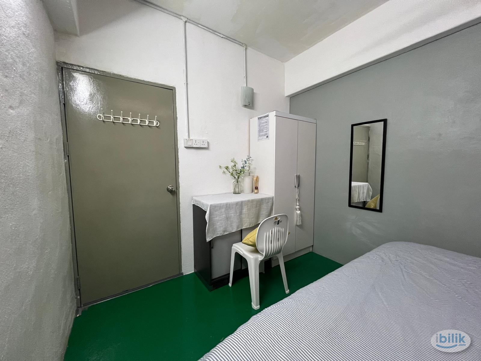 Majestic Corner Room for Rent at Paya Terubong. - Image 3