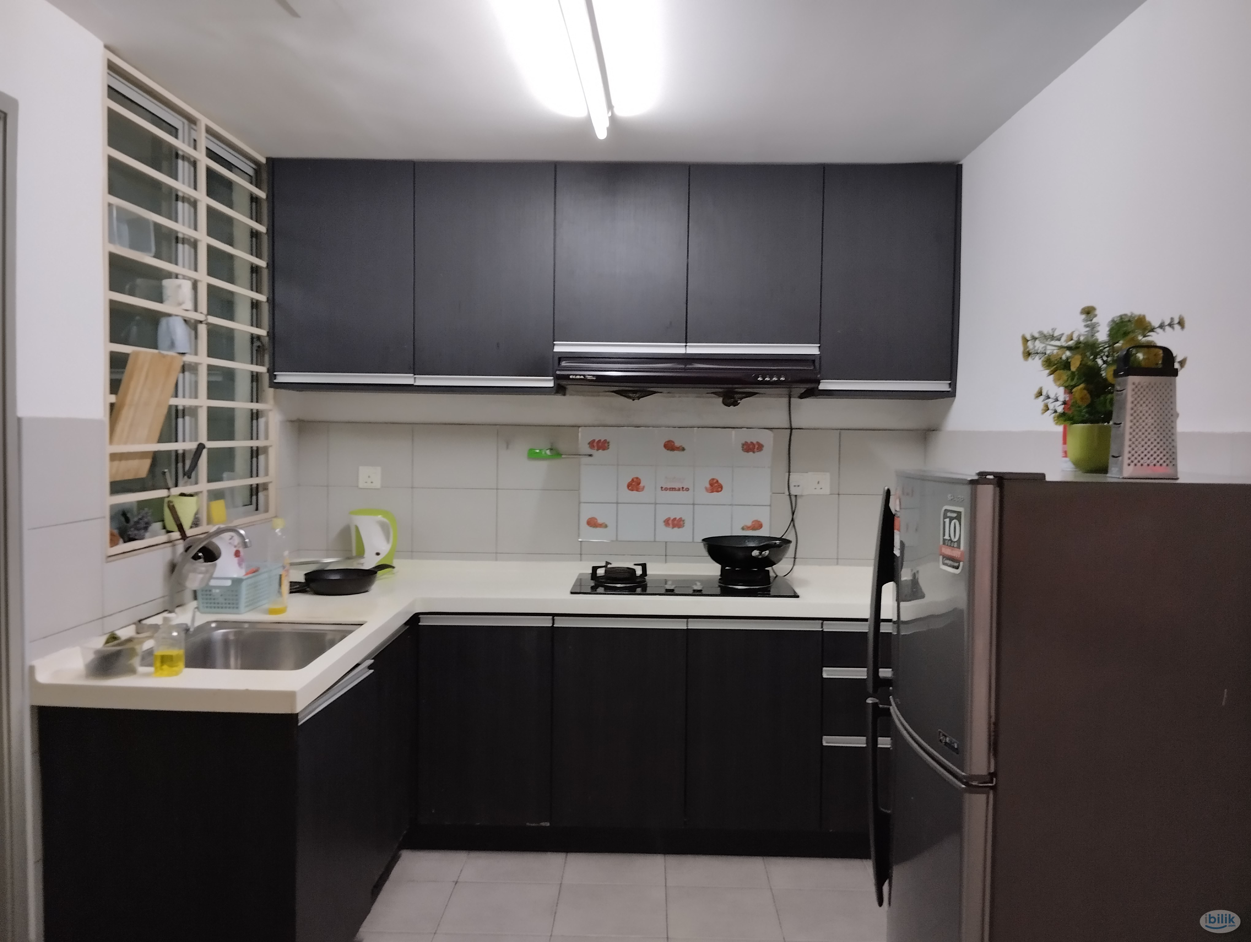 Middle Room at Parc @ One South, Seri Kembangan - Image 3
