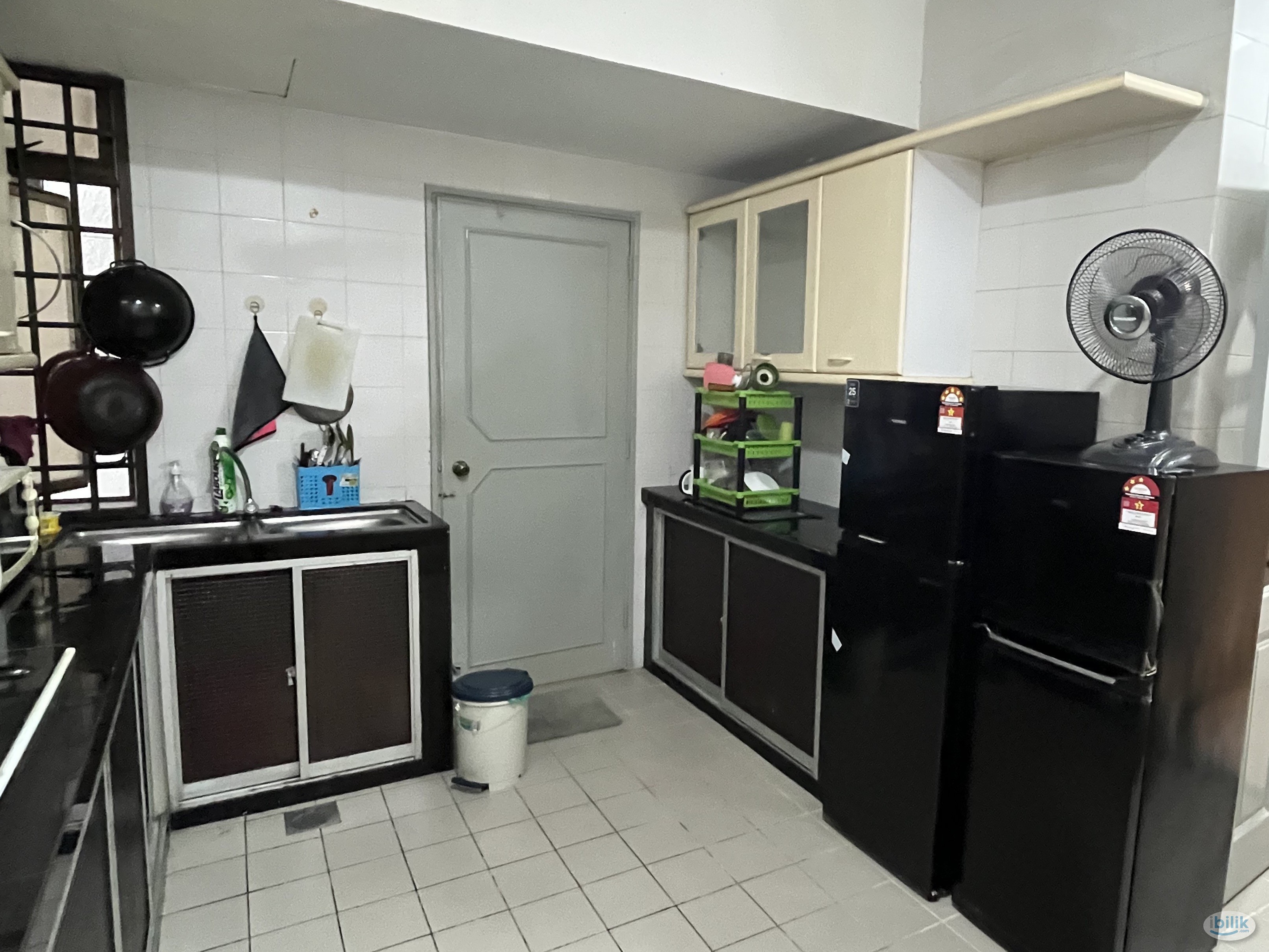Big Middle Aircond Room at Aloha Towers, Johor Bahru - Image 4