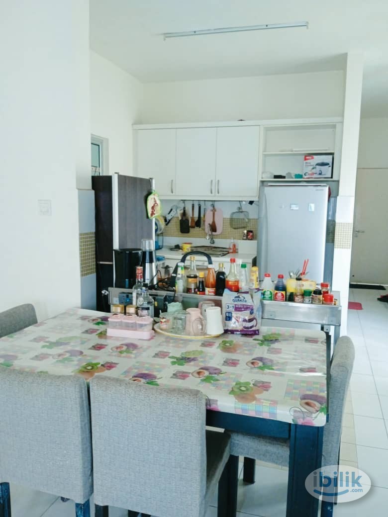Middle Room at Metropolitan Square, Damansara Perdana - Image 3