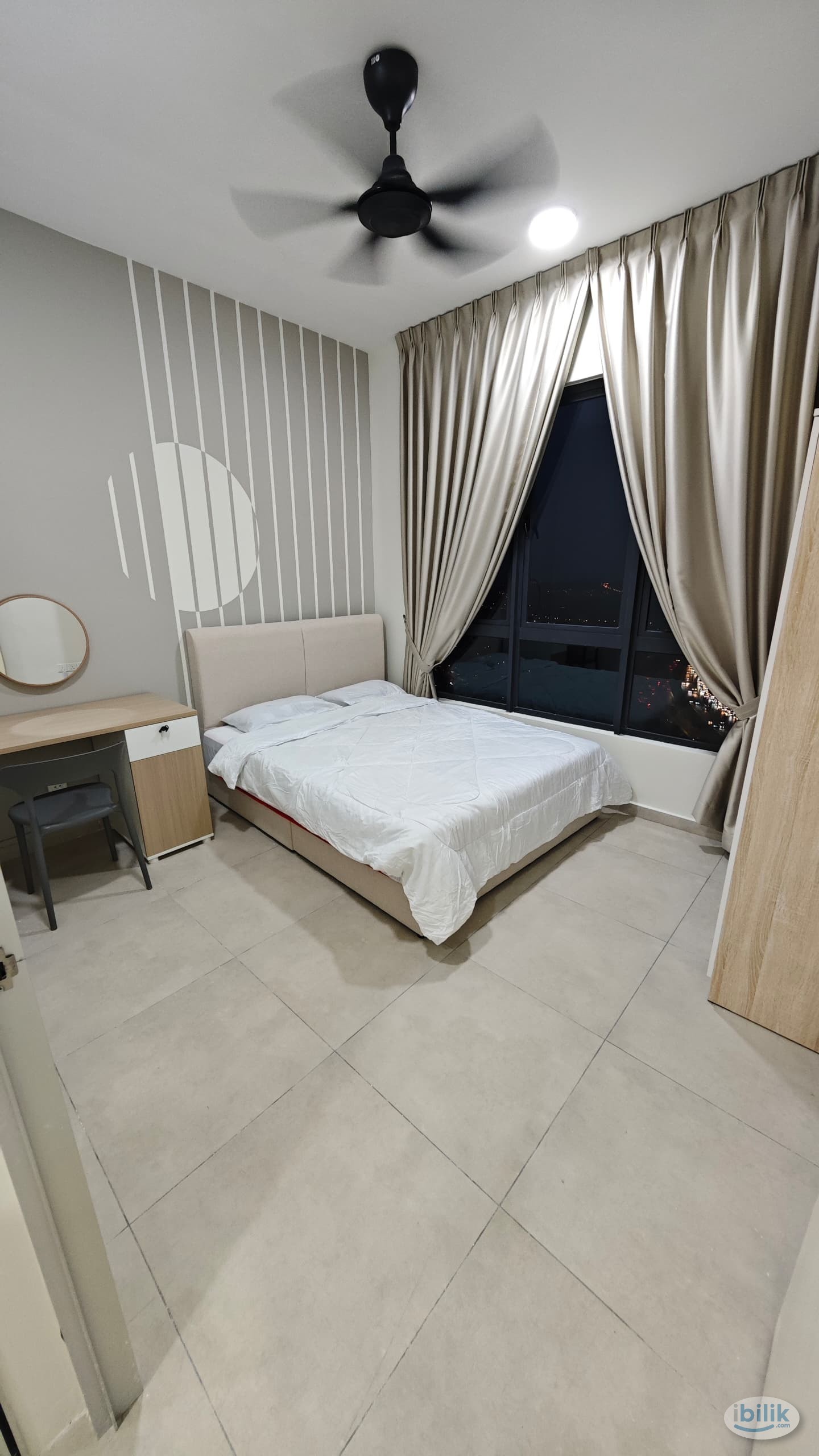Middle Room at Meta Residences Putra Permai, Seri Kembangan - Image 4