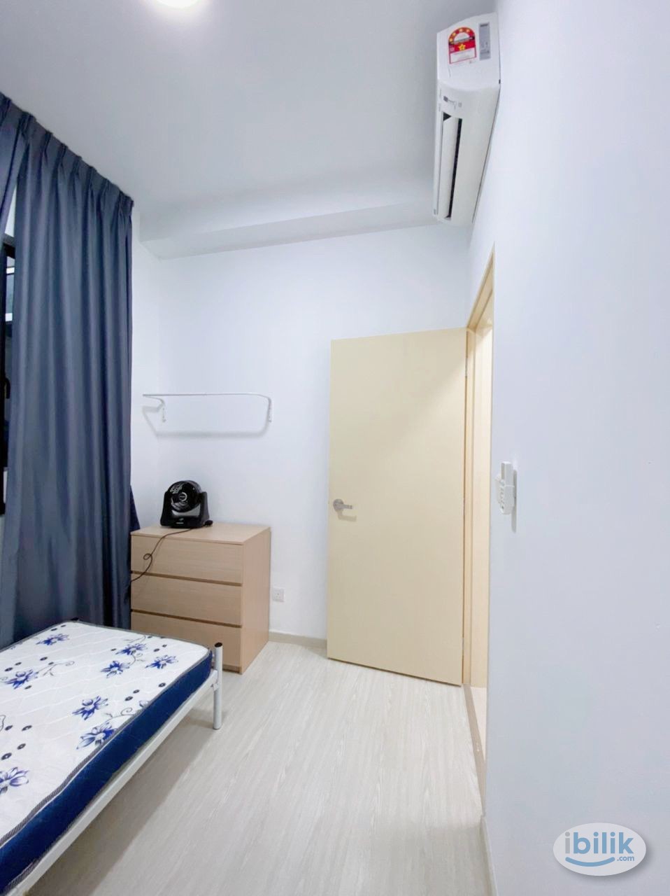 Fully furnished Single Room | Sri Rampai LRT Station |  FEMALE only | FREE WIFI, LOW DENSITY, NO PARTITION - Image 1
